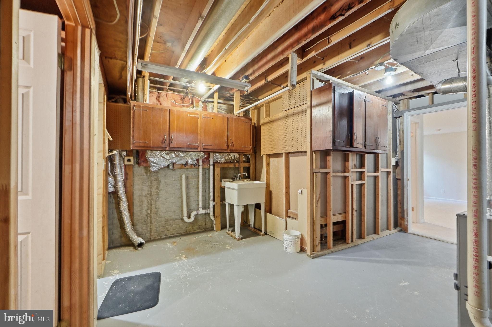 DONEGAL OAKS - Residential