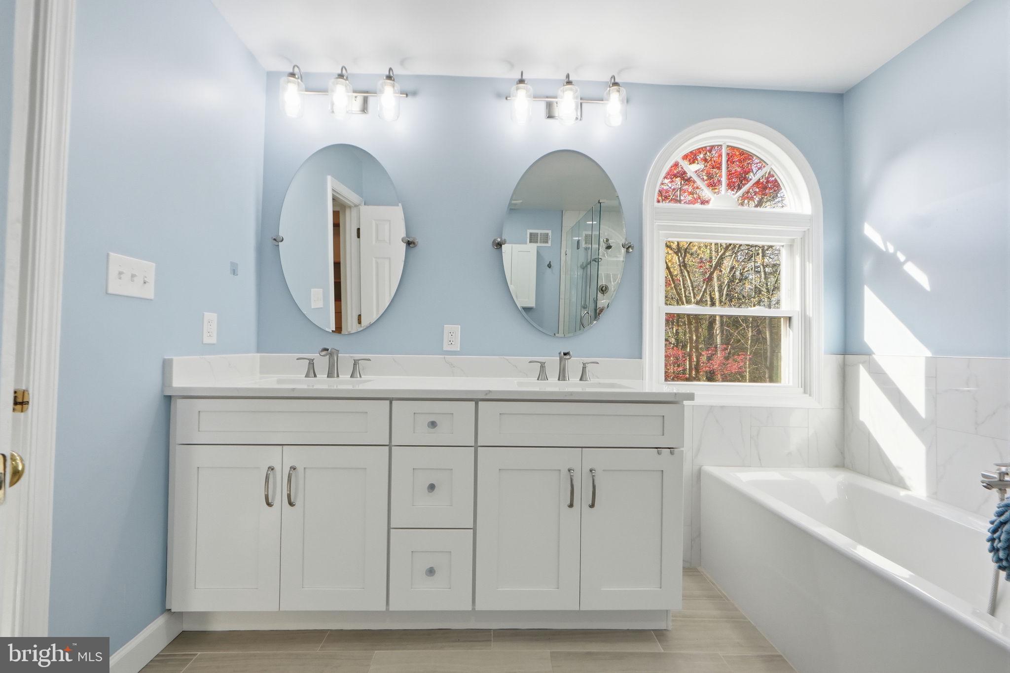 DONEGAL OAKS - Residential