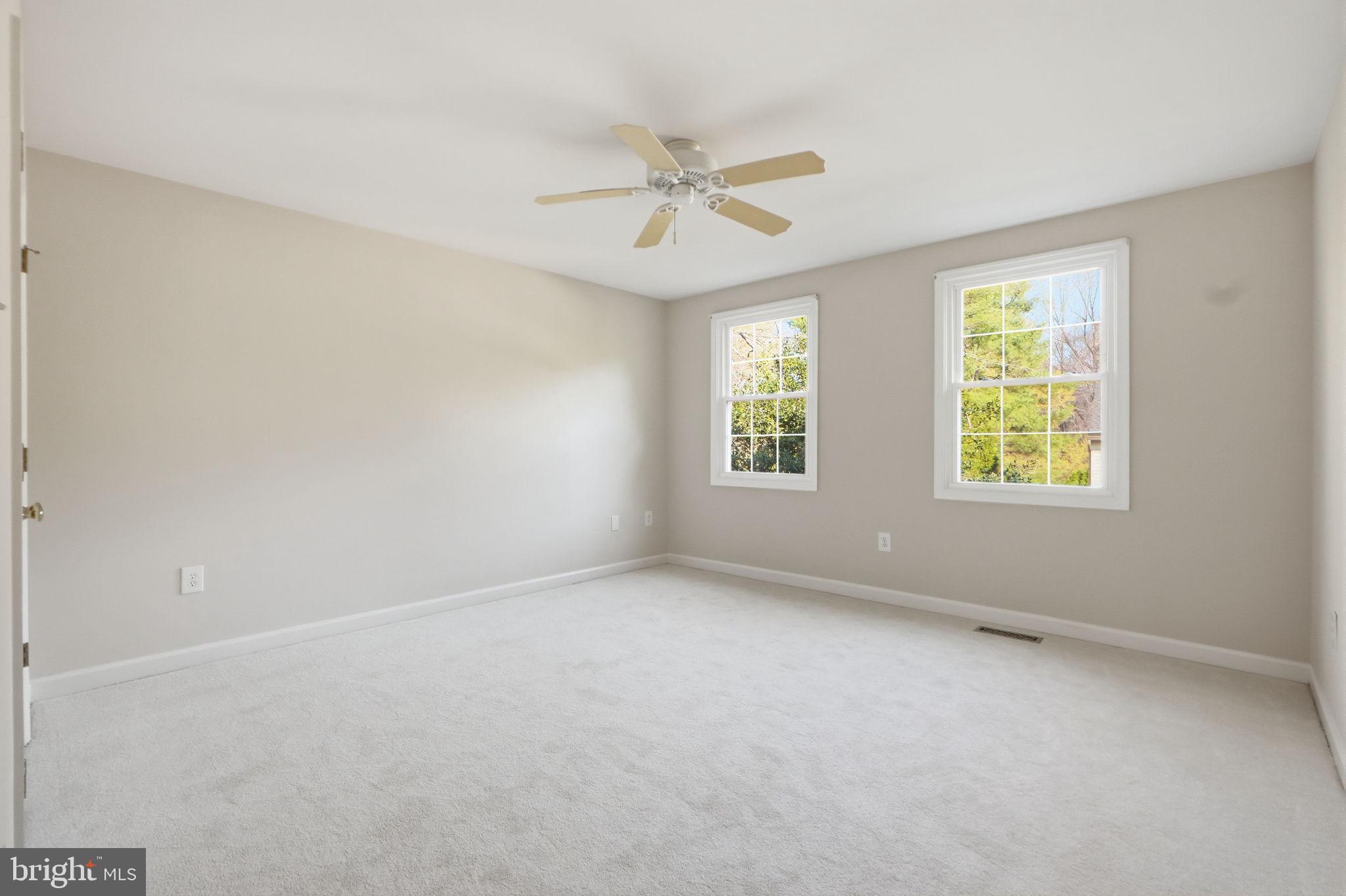 DONEGAL OAKS - Residential