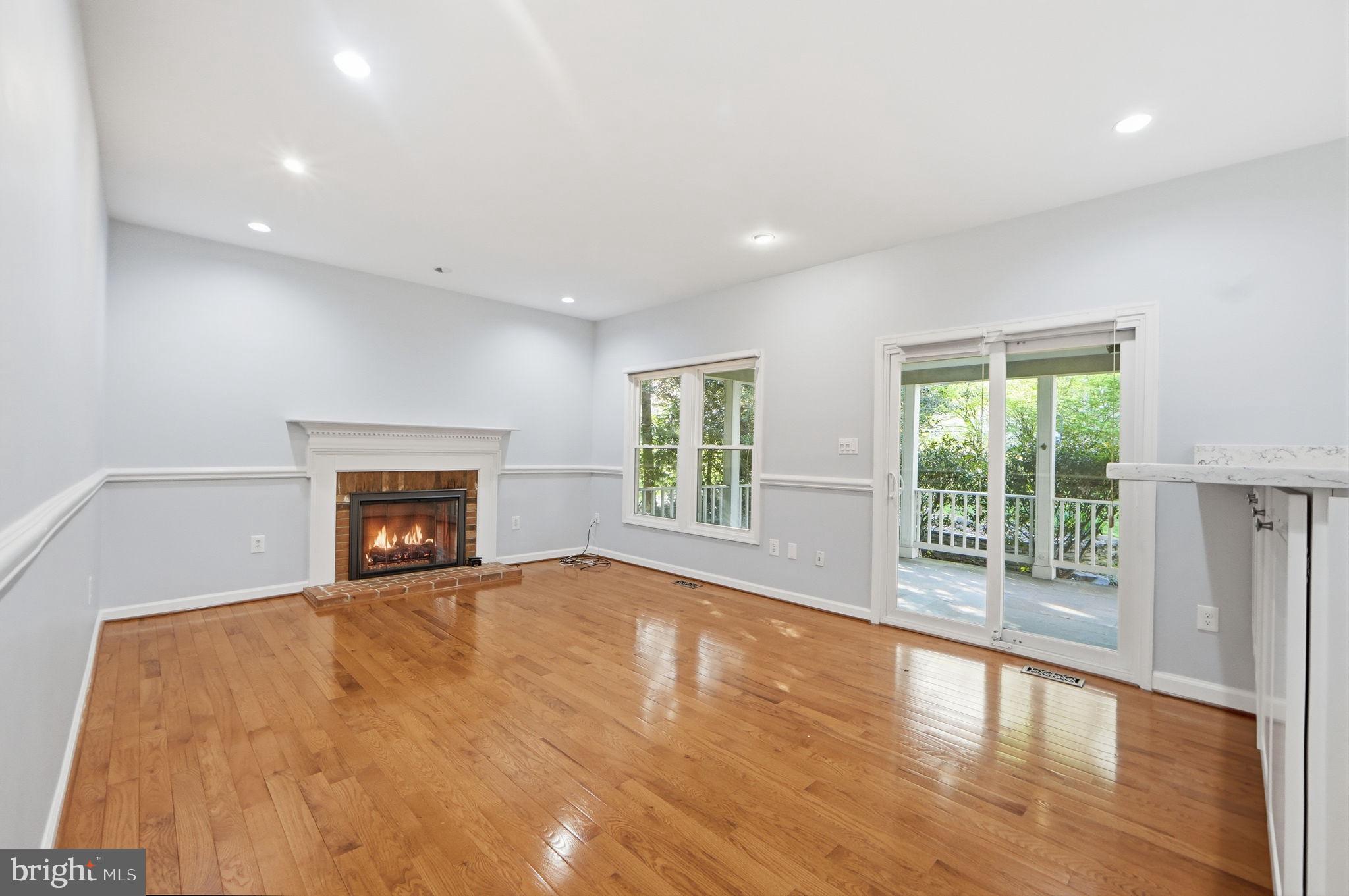 DONEGAL OAKS - Residential