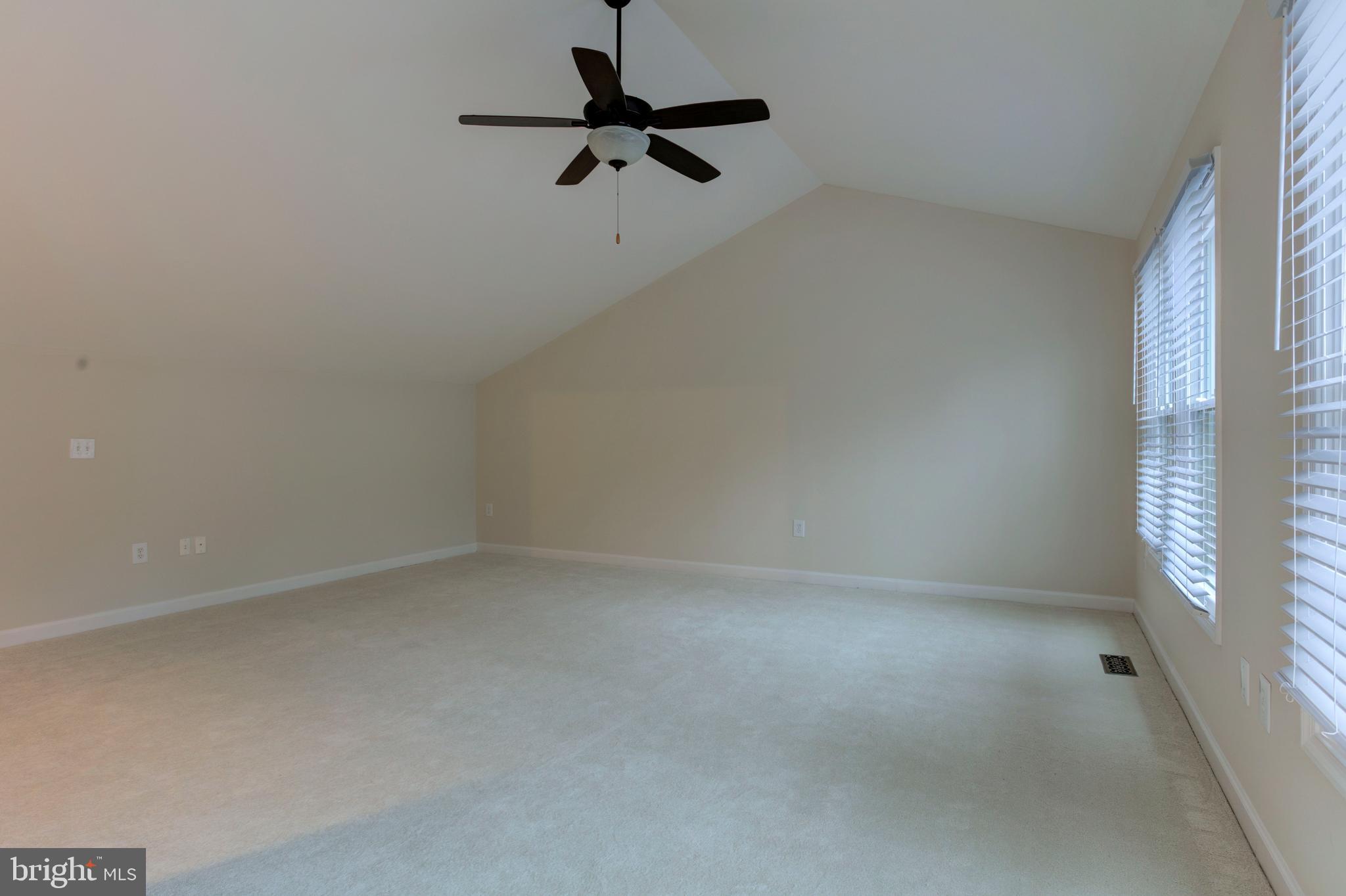 DONEGAL OAKS - Residential