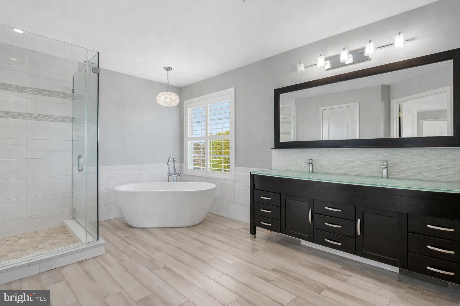 CATTAIL WOODS - Residential