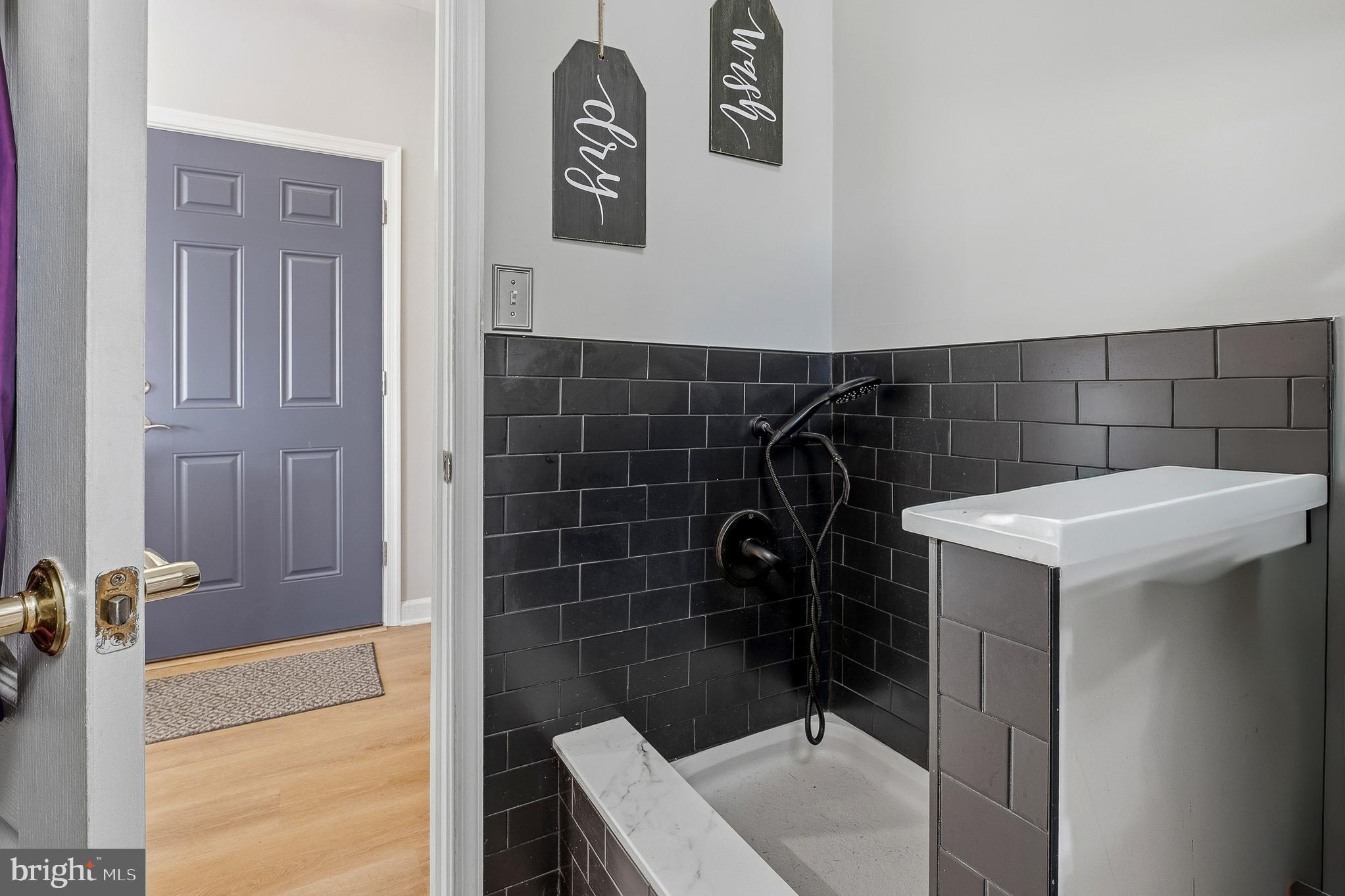 CATTAIL WOODS - Residential