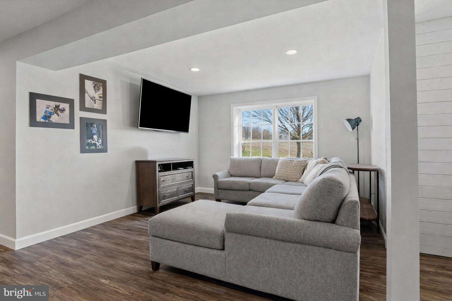 CATTAIL WOODS - Residential