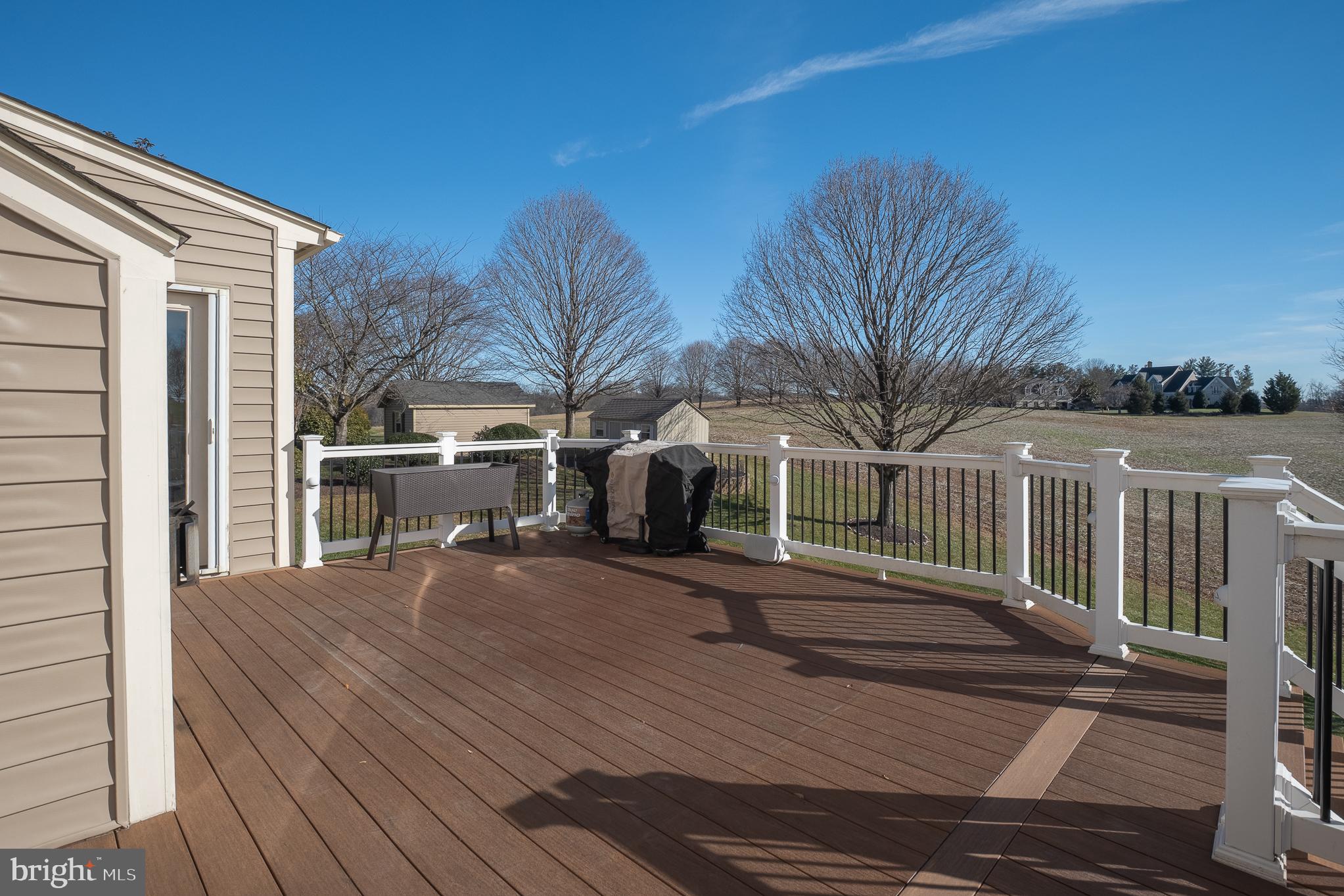 CATTAIL WOODS - Residential