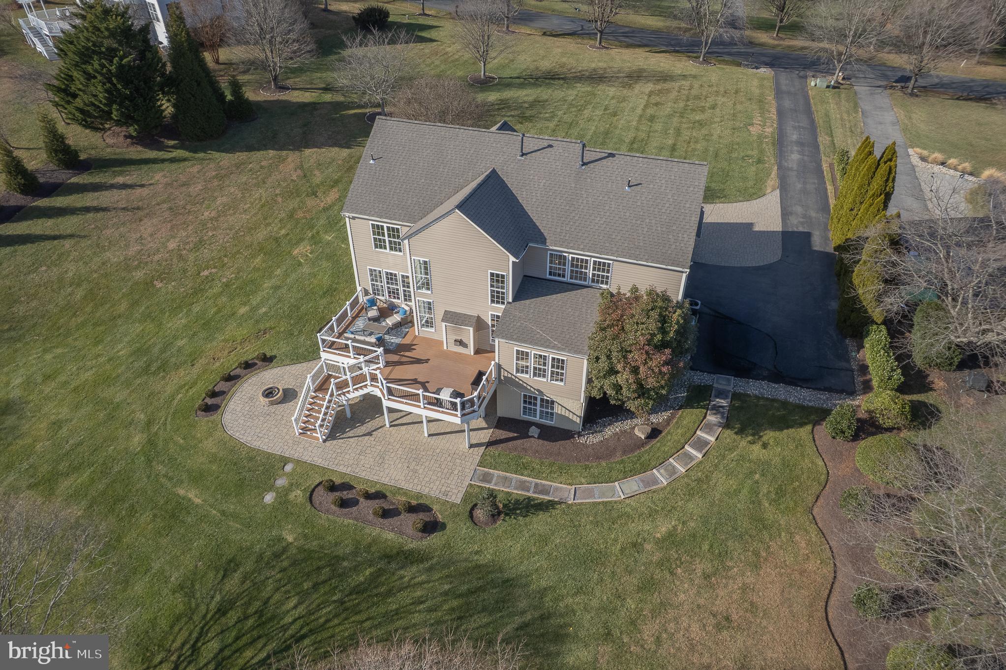 CATTAIL WOODS - Residential