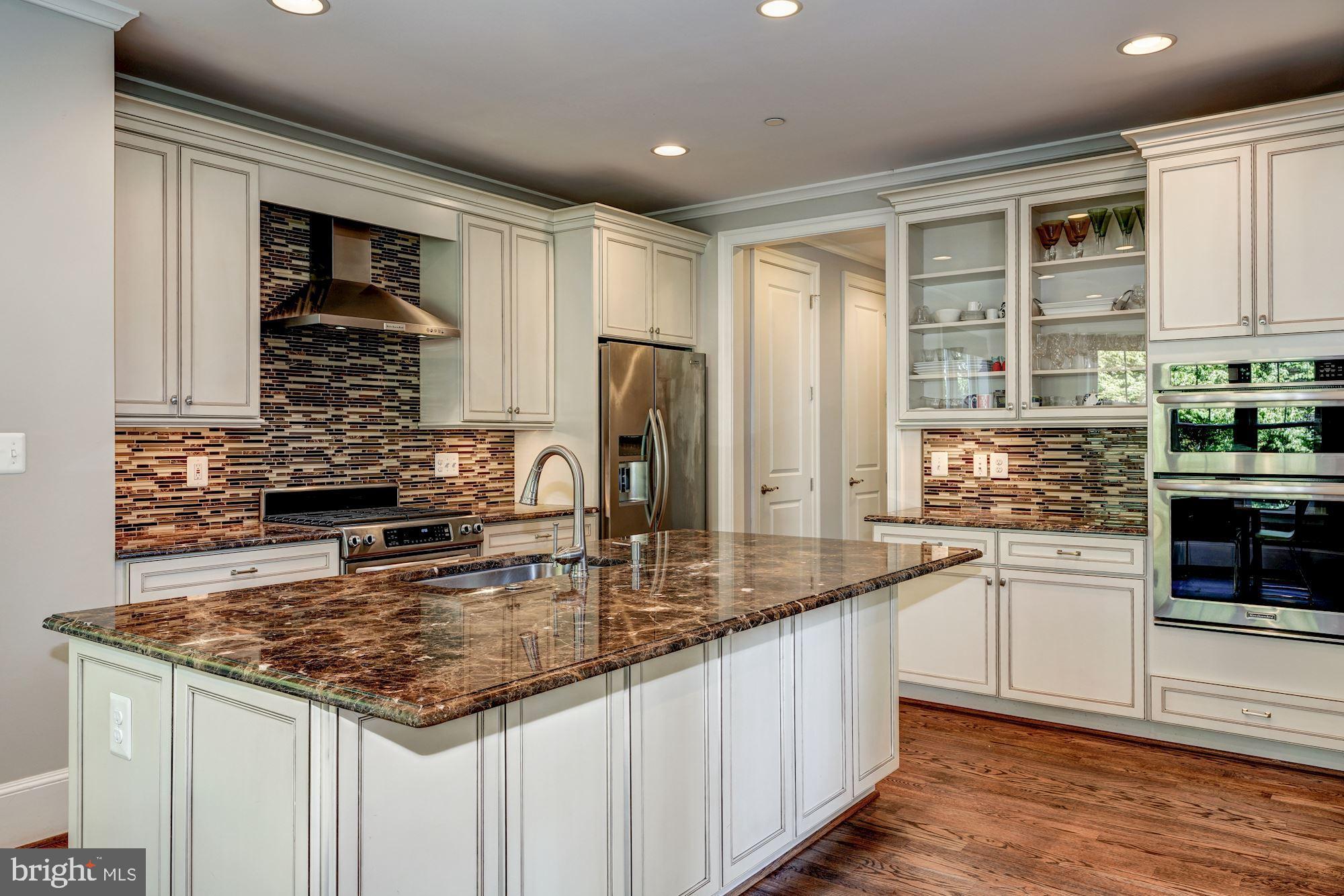 ALTA VISTA TERRACE - Residential