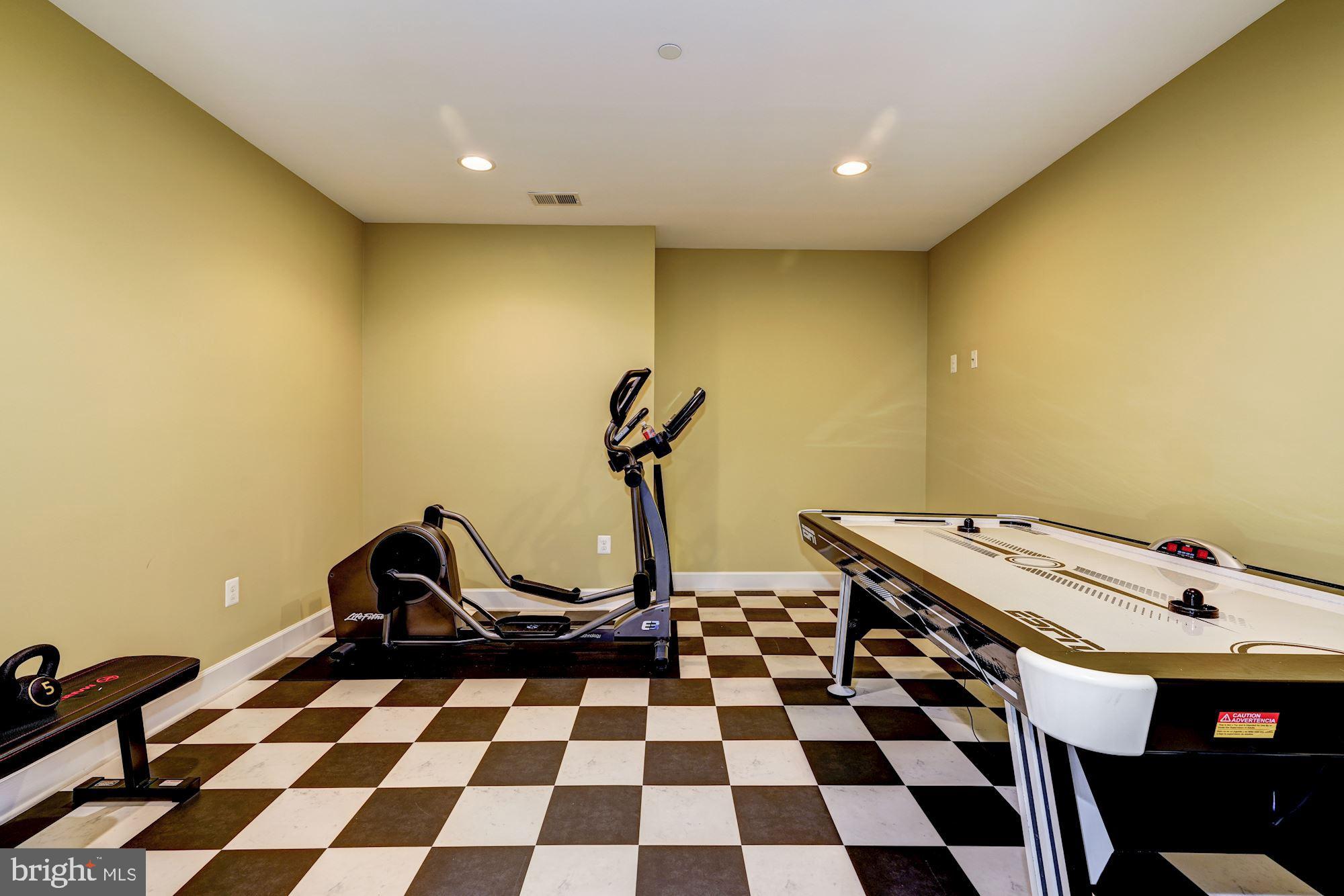 ALTA VISTA TERRACE - Residential