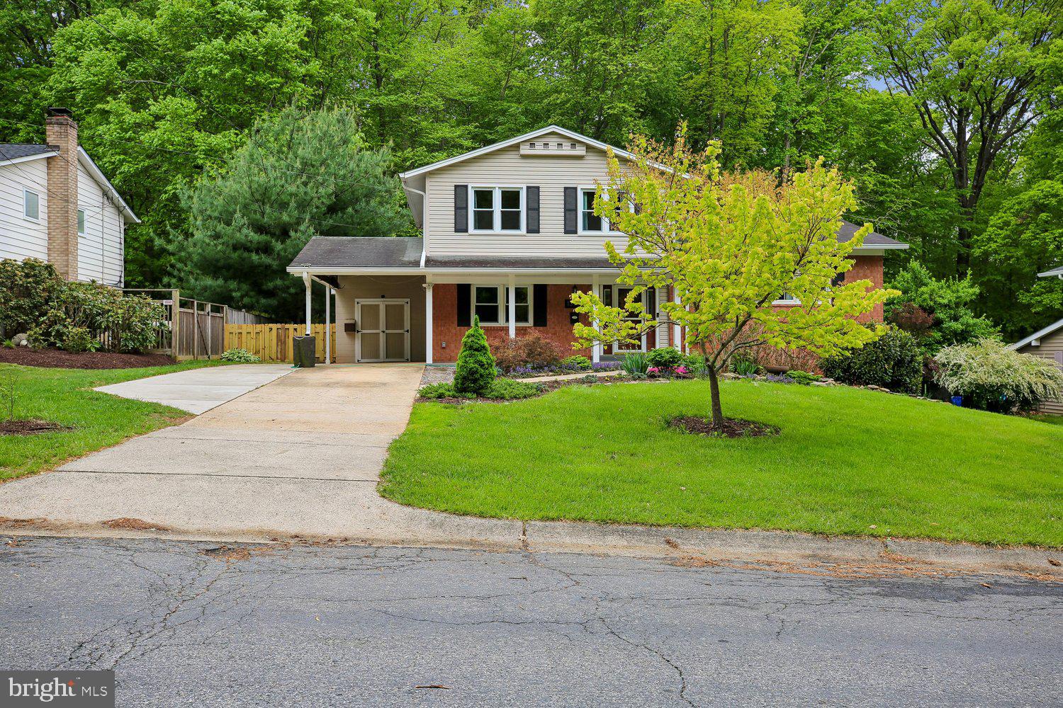 ROCK CREEK MANOR - Residential