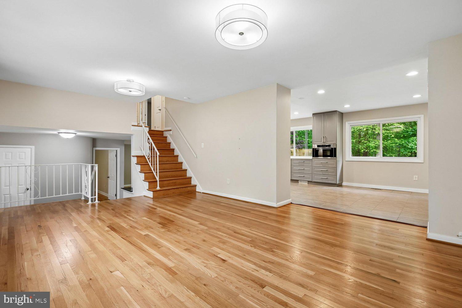 ROCK CREEK MANOR - Residential