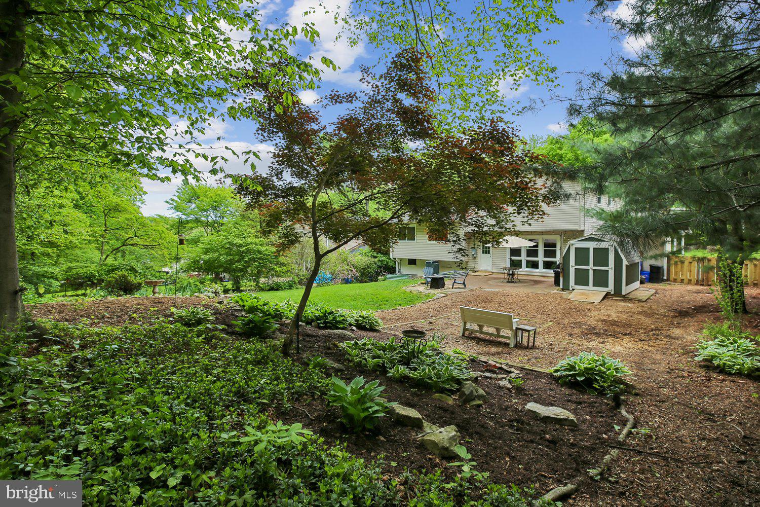 ROCK CREEK MANOR - Residential