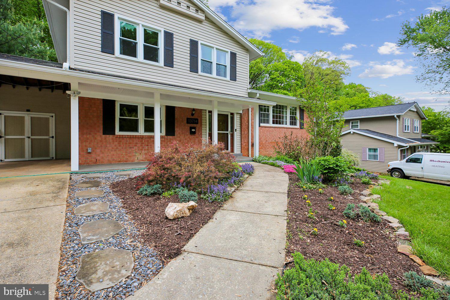 ROCK CREEK MANOR - Residential