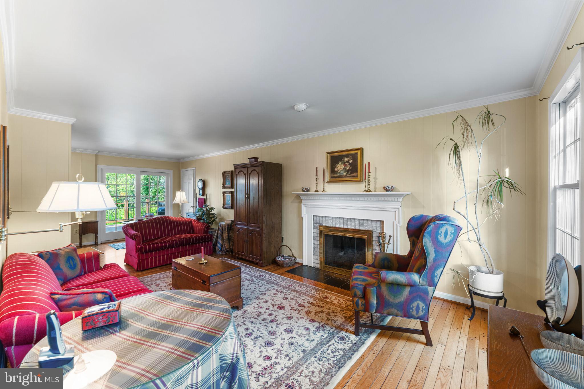 FORT HUNT ESTATES - Residential