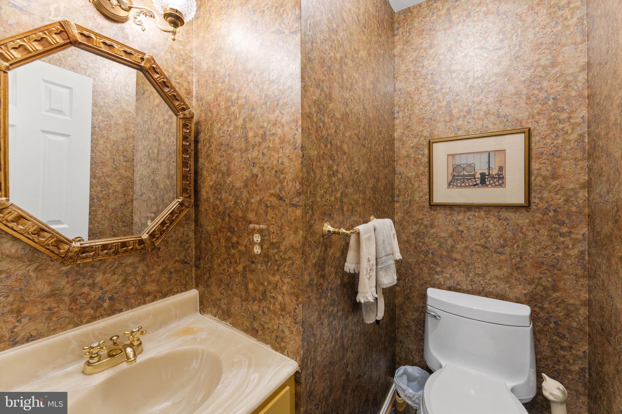 FORT HUNT ESTATES - Residential