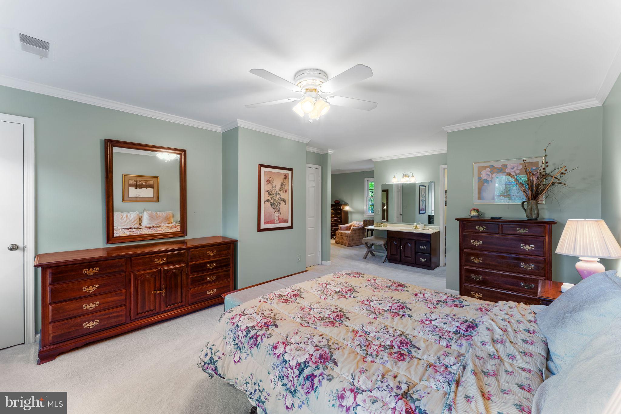 FORT HUNT ESTATES - Residential