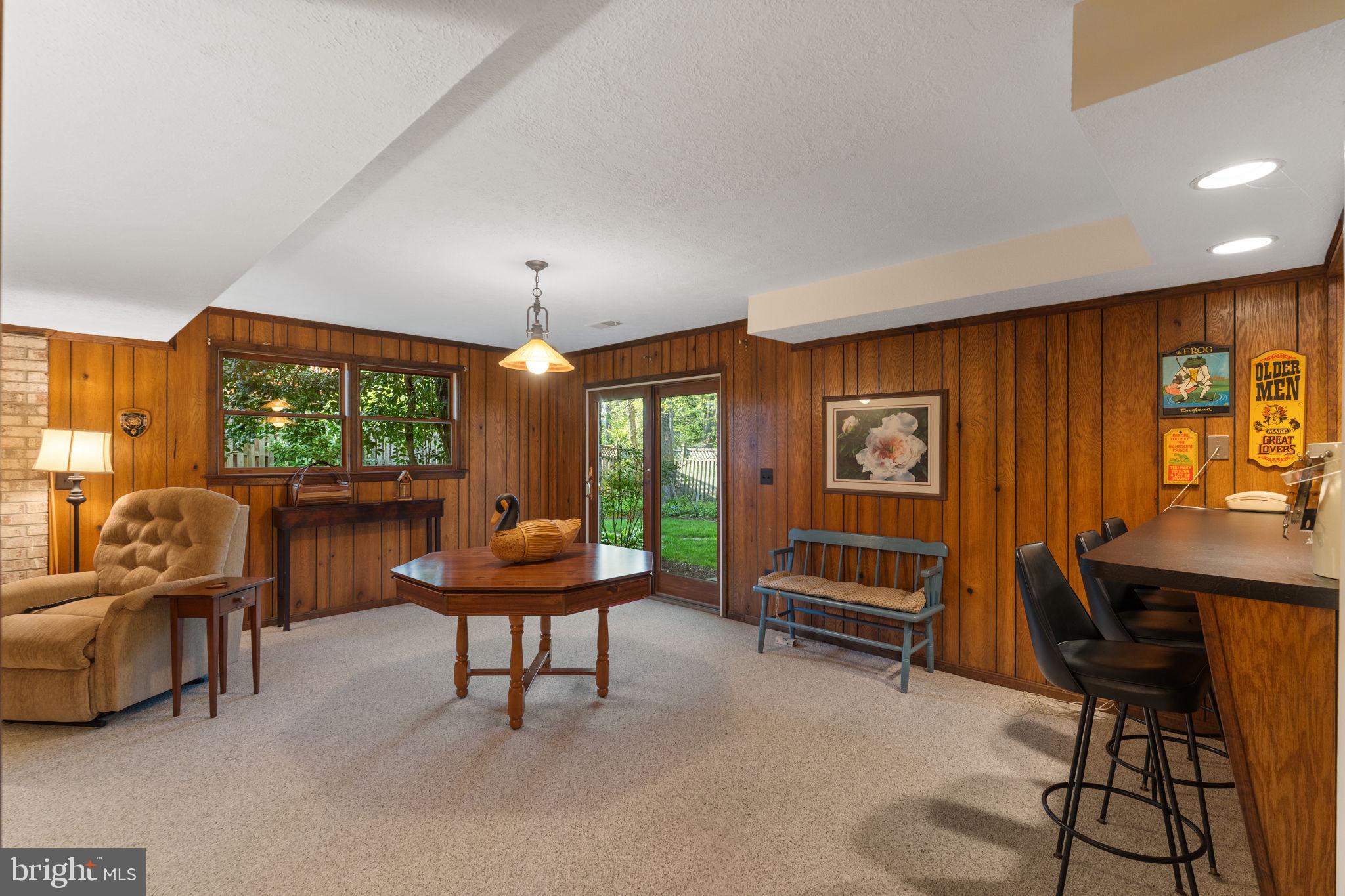 FORT HUNT ESTATES - Residential