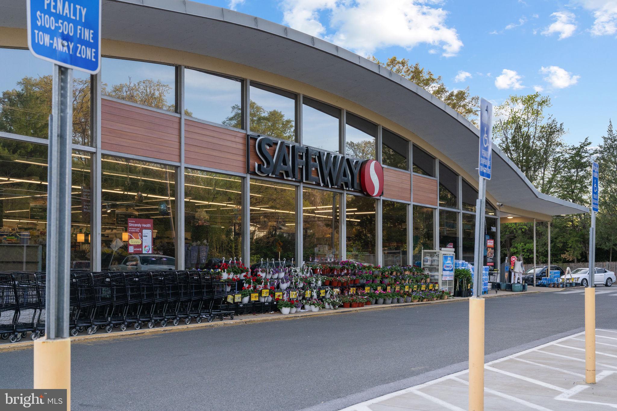 FORT HUNT ESTATES - Residential