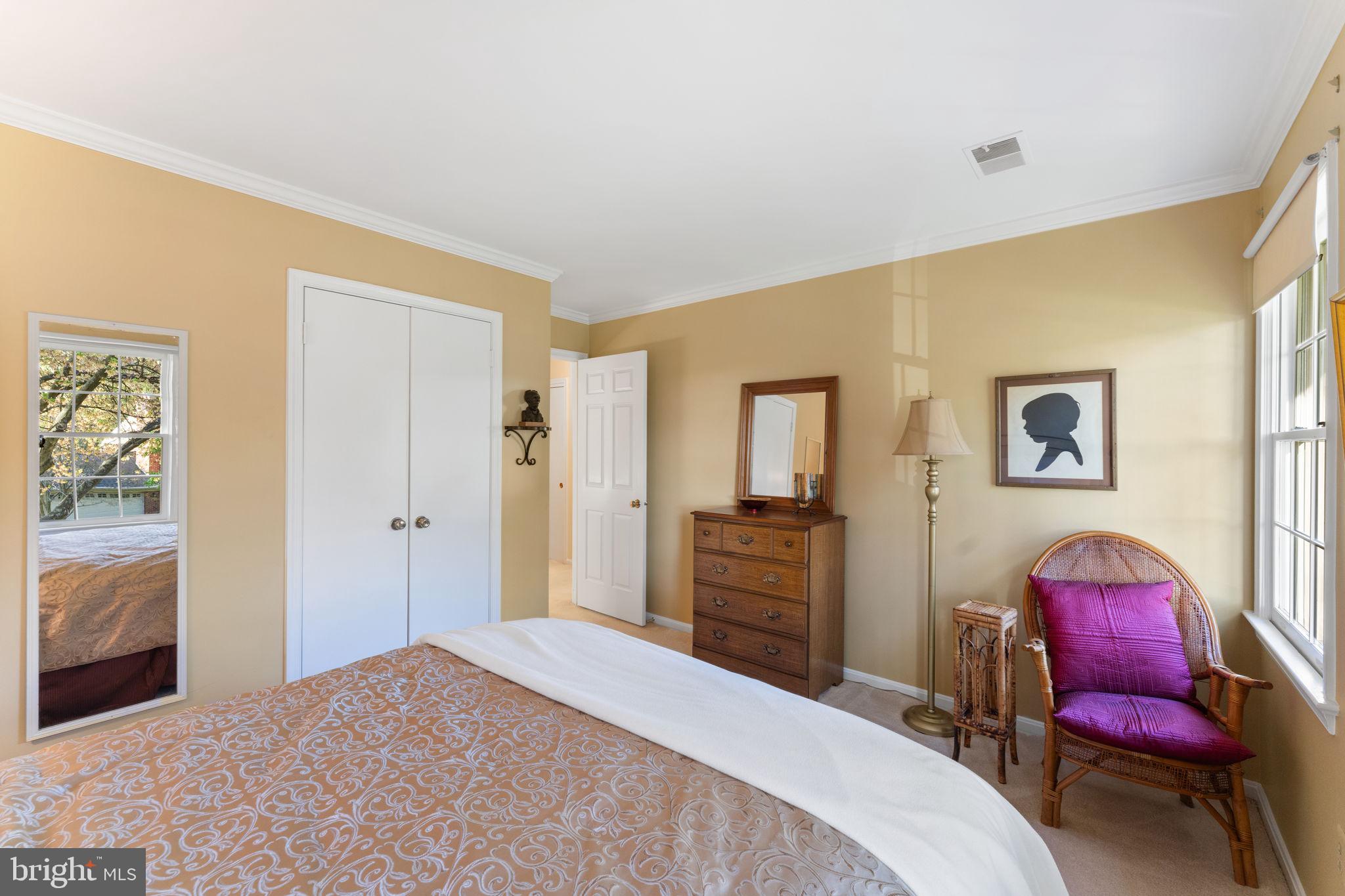 FORT HUNT ESTATES - Residential