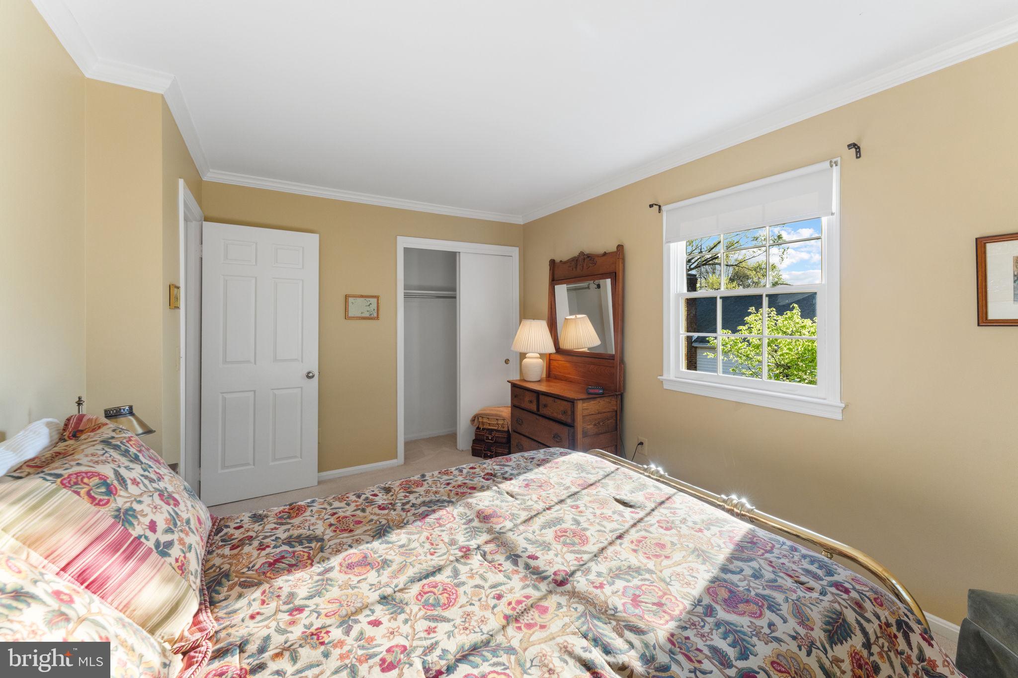 FORT HUNT ESTATES - Residential