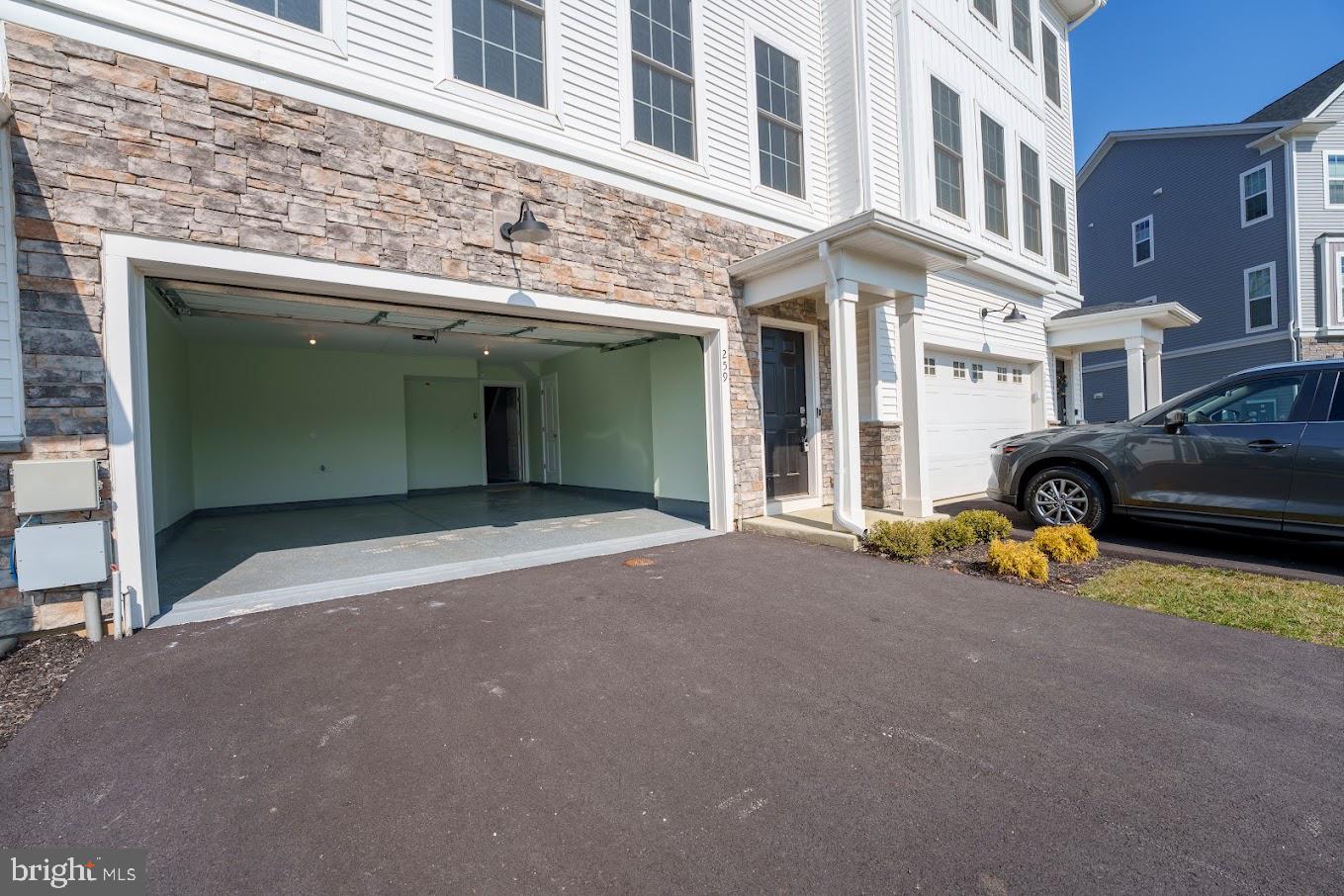 259 RED LEAF LANE