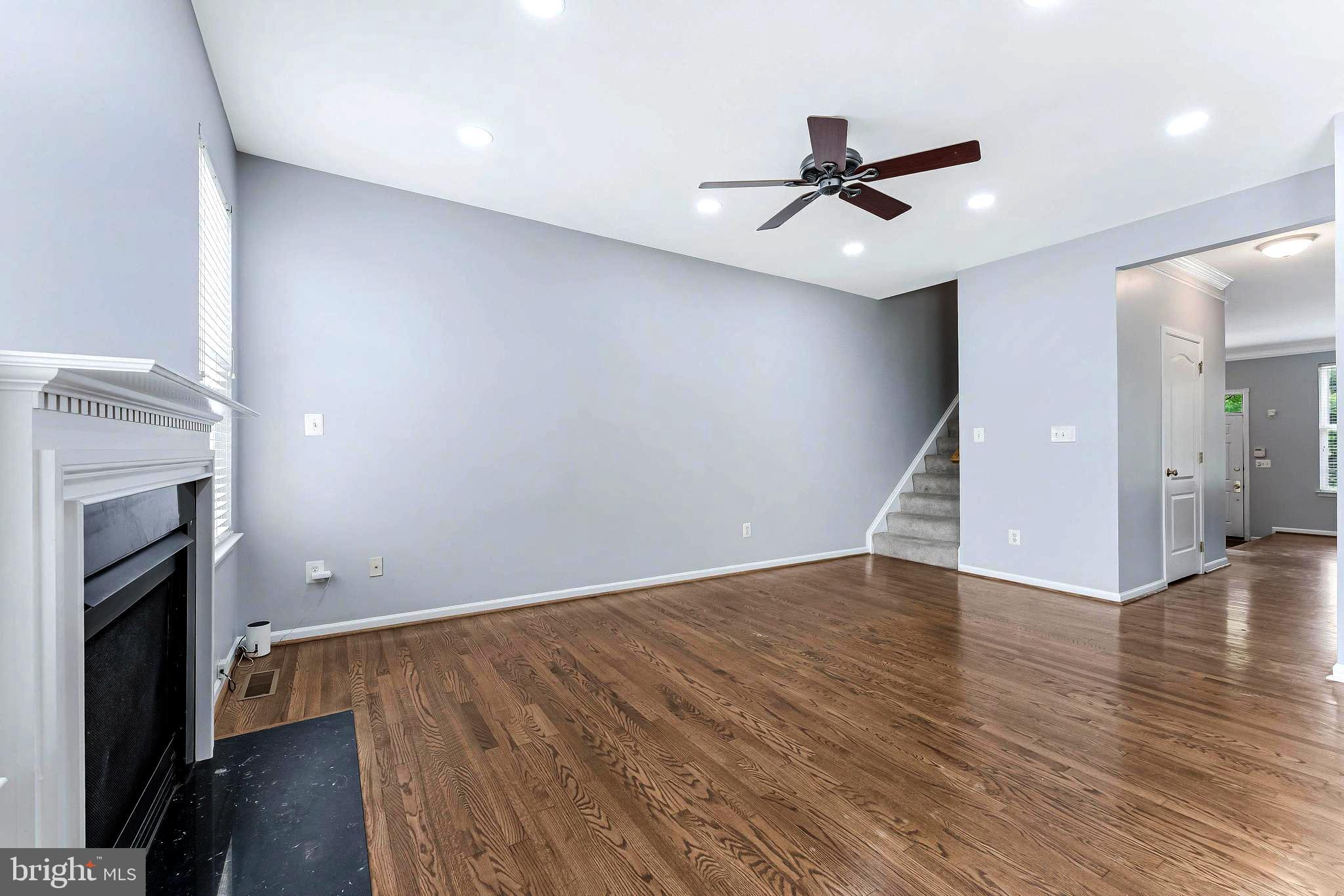 LOUDOUN VALLEY ESTATES - Residential Lease