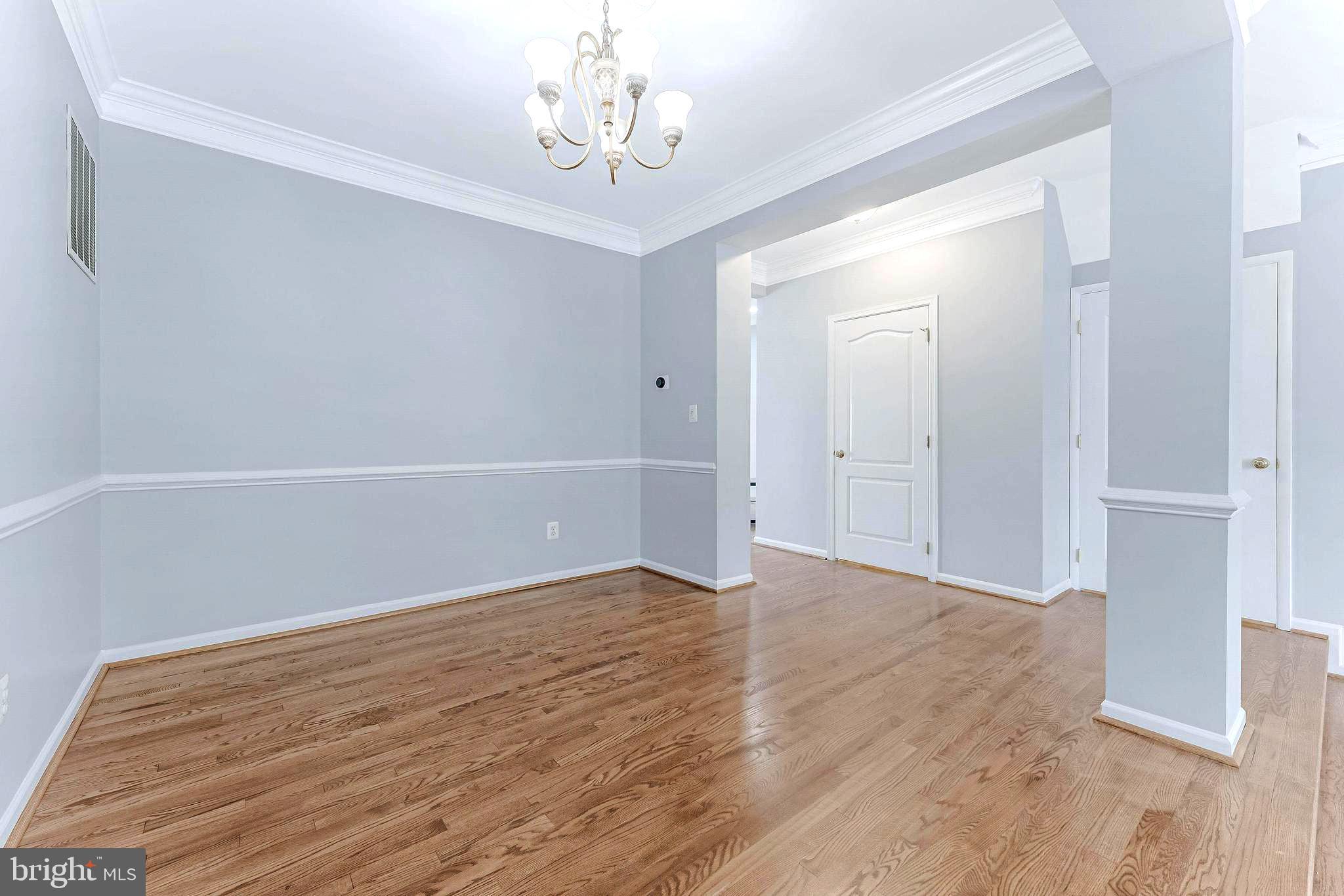 LOUDOUN VALLEY ESTATES - Residential Lease