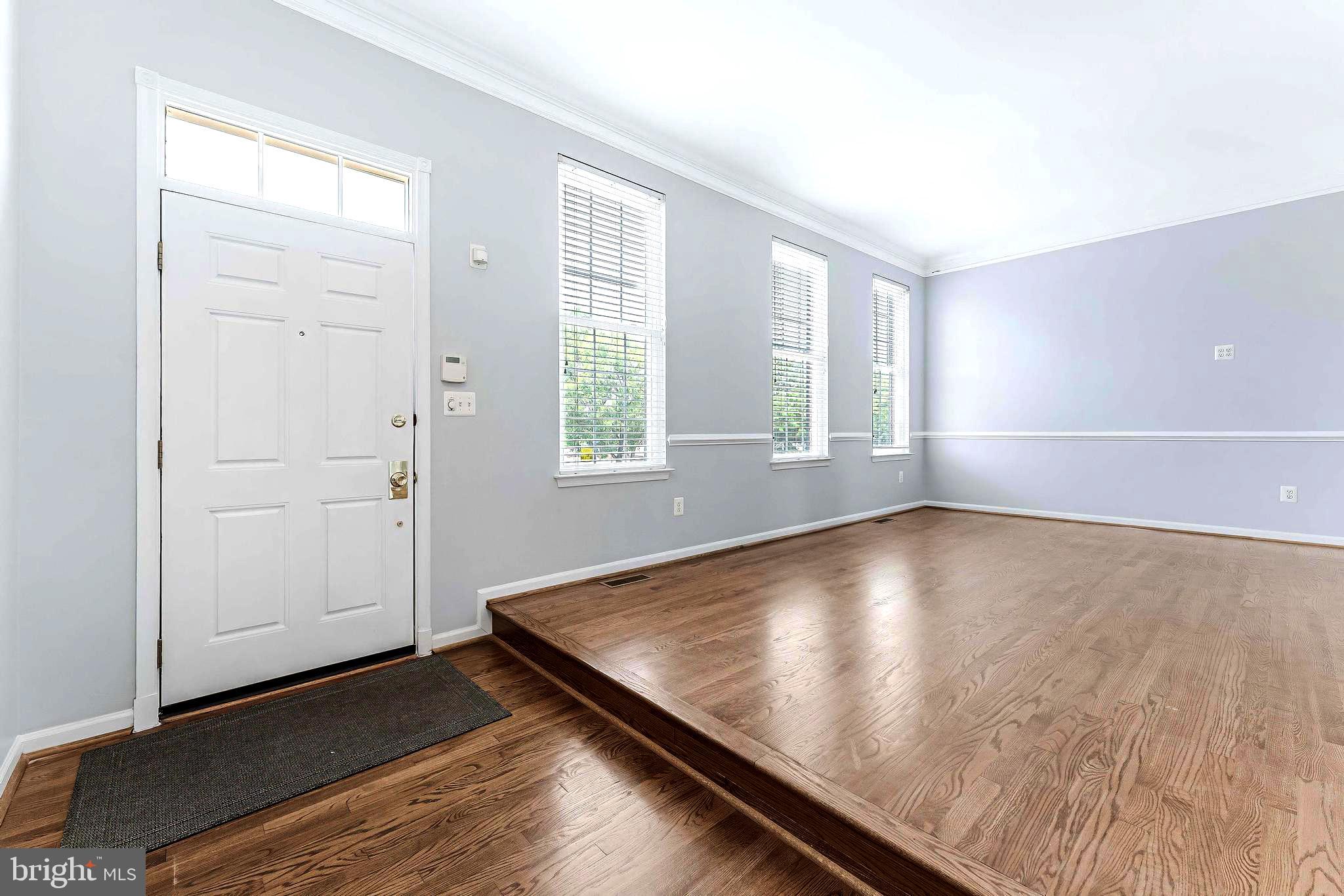 LOUDOUN VALLEY ESTATES - Residential Lease