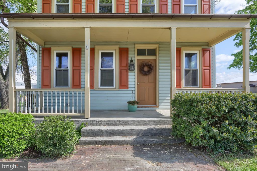 Photo of 3935 NOLT RD, LANDISVILLE, PA 17538 (MLS # PALA2034022)