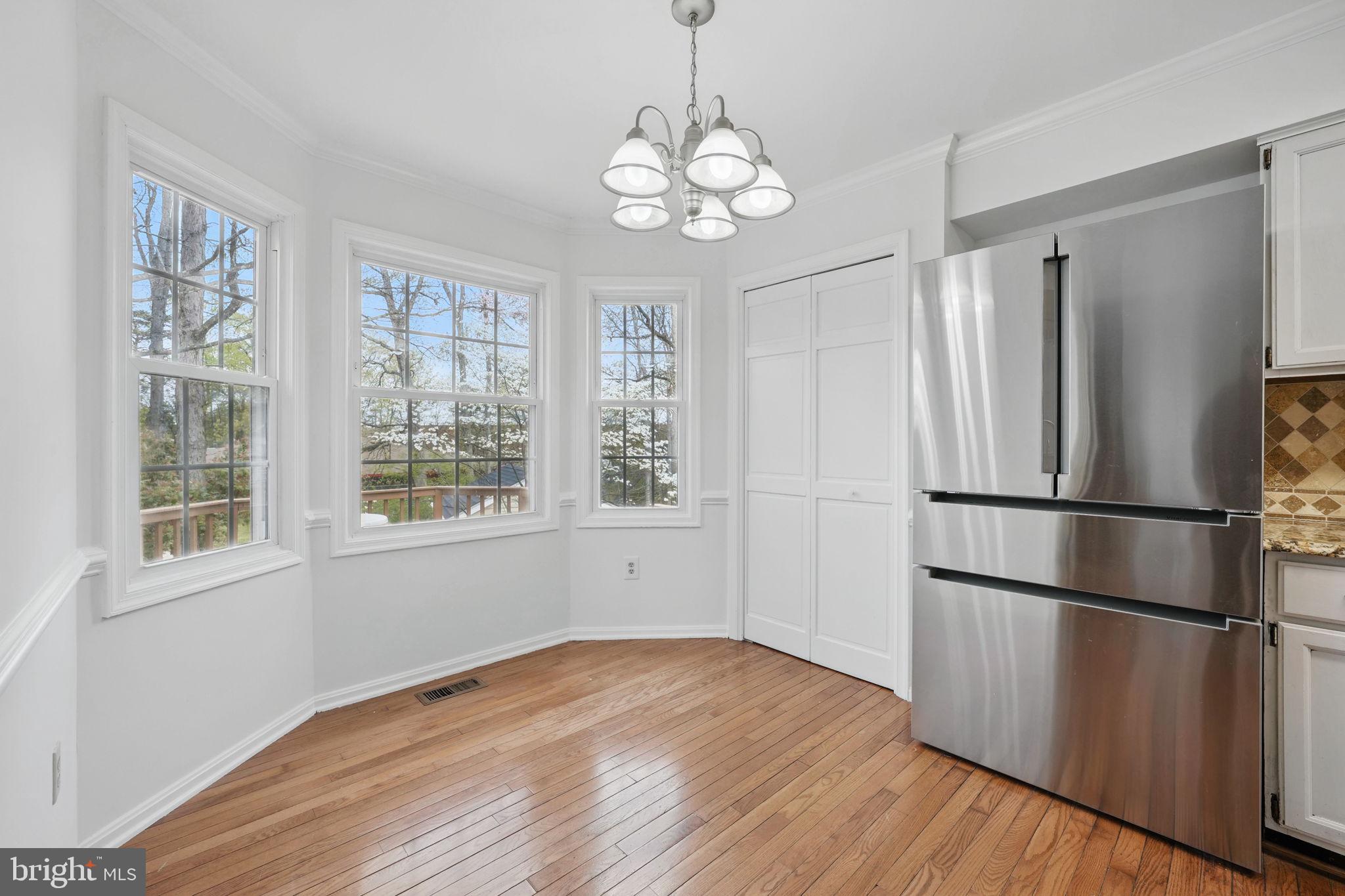 BREEZEWOOD - Residential