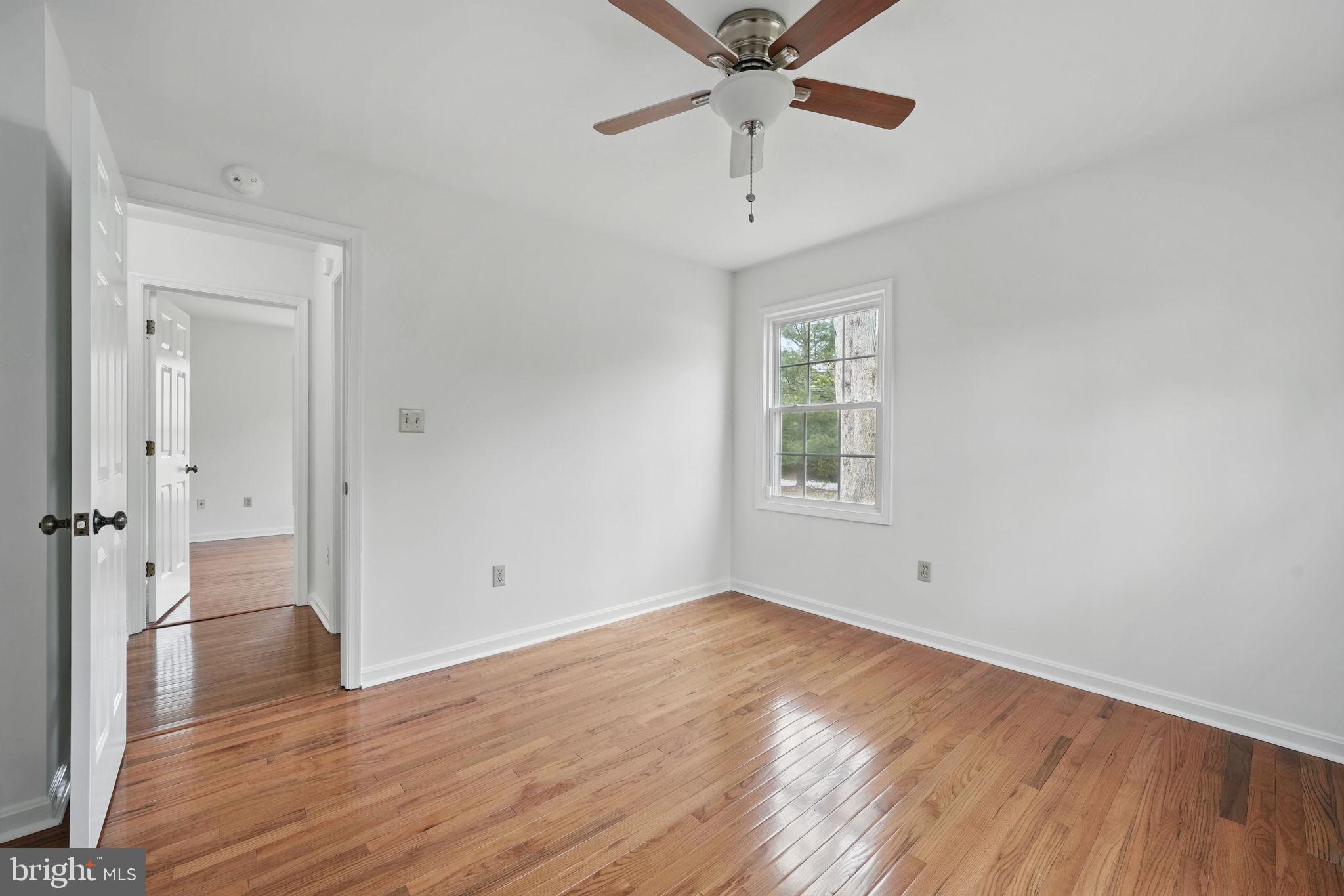 BREEZEWOOD - Residential