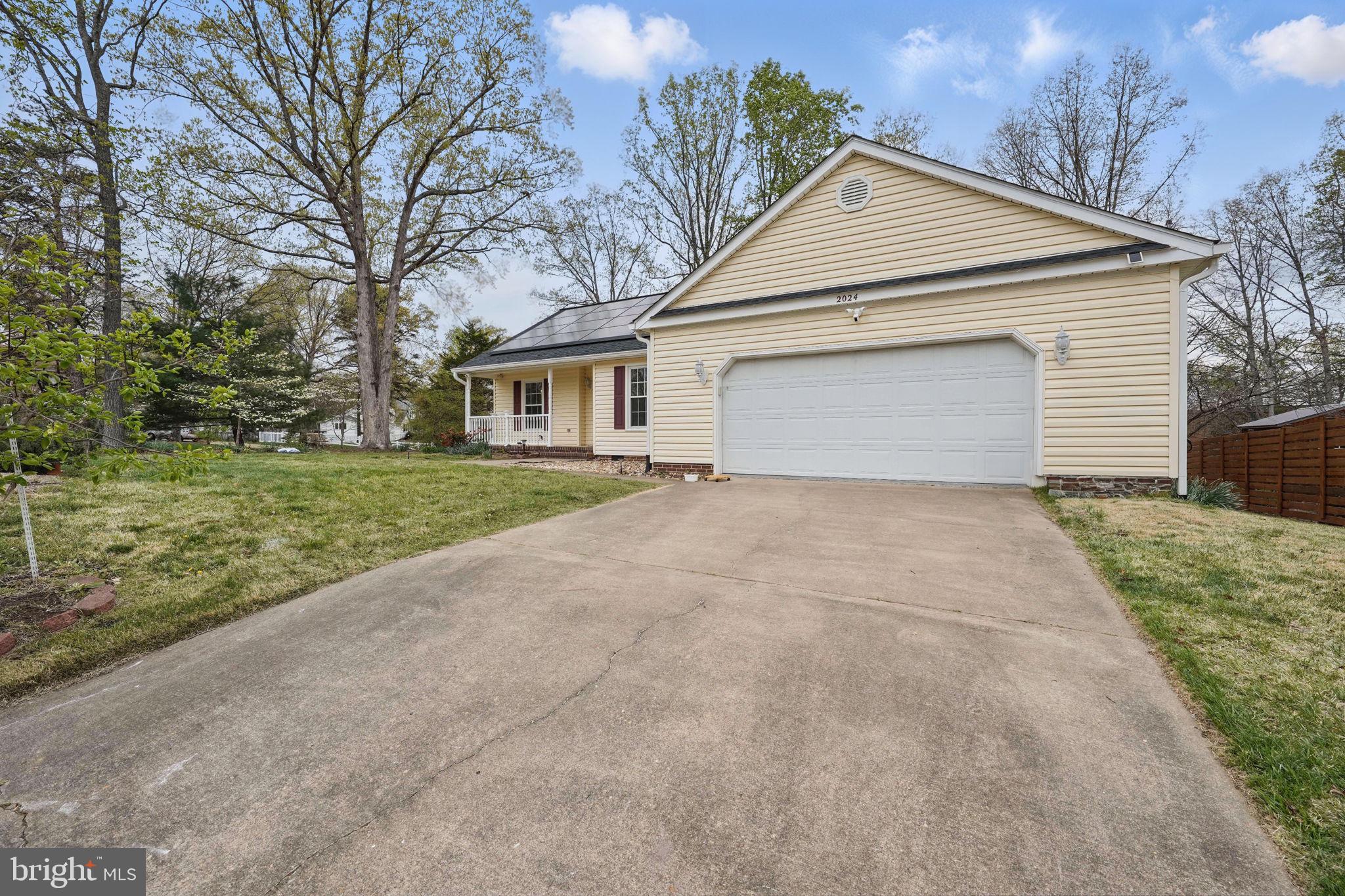 BREEZEWOOD - Residential