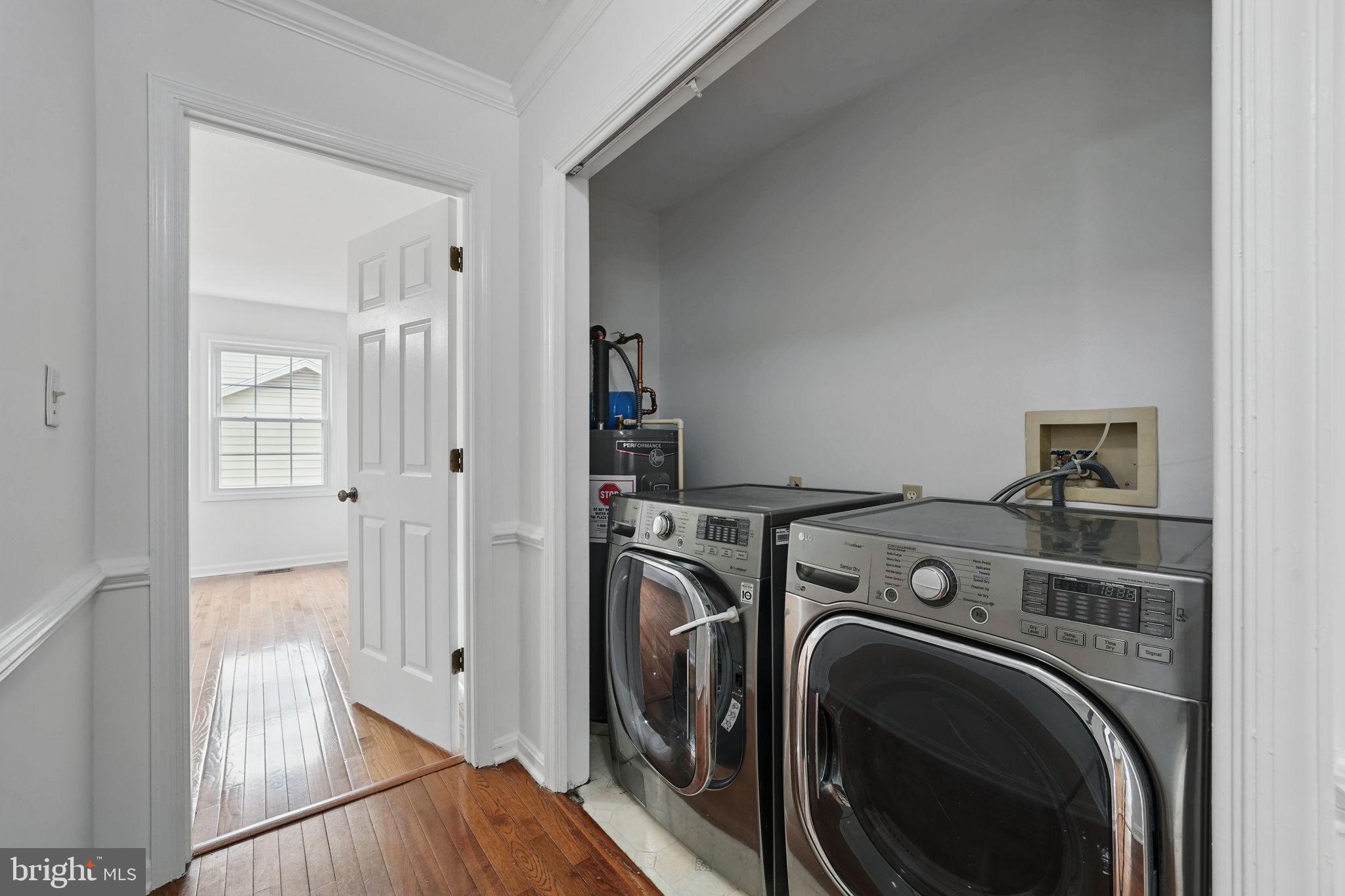 BREEZEWOOD - Residential