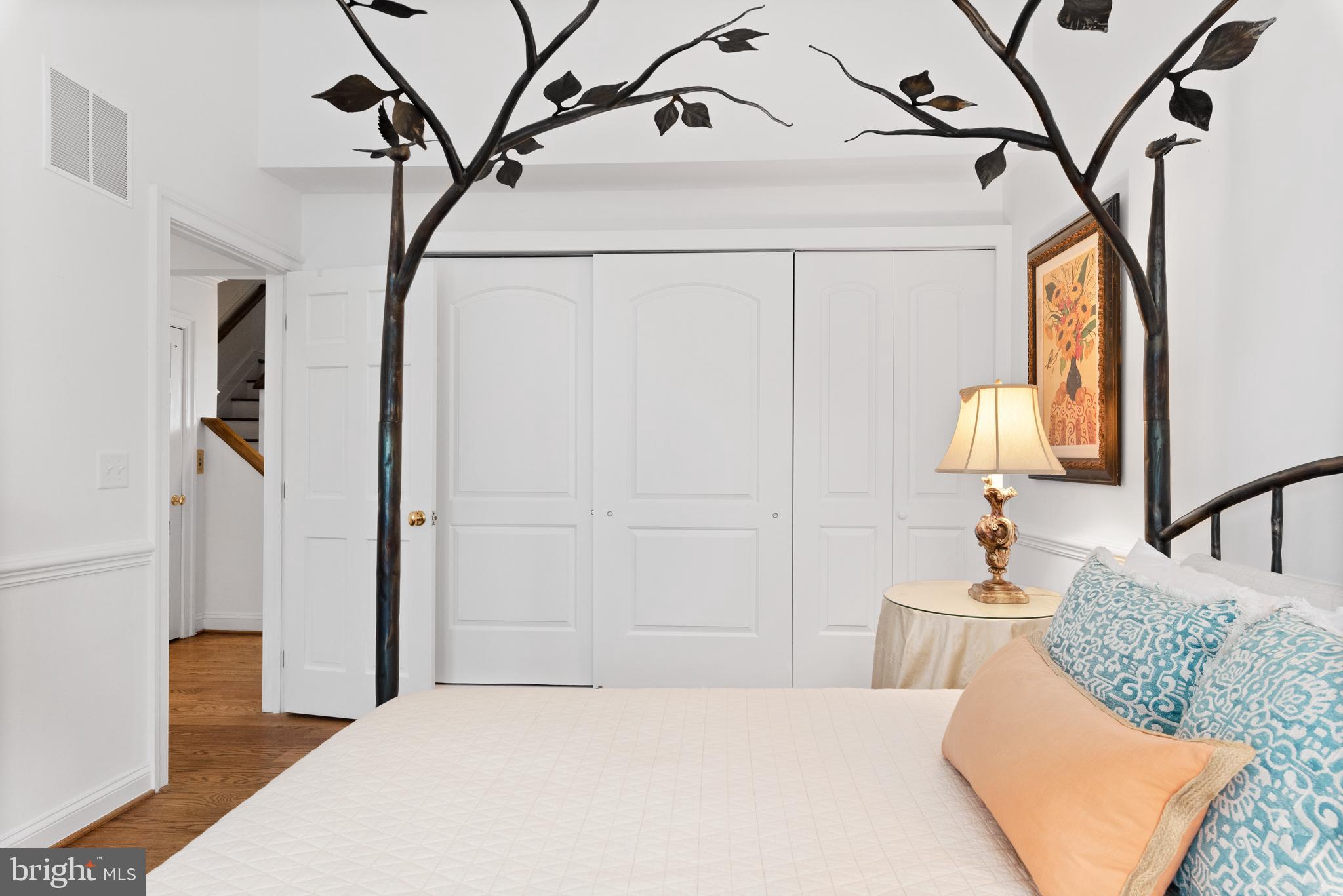 CHESAPEAKE HARBOUR - Residential