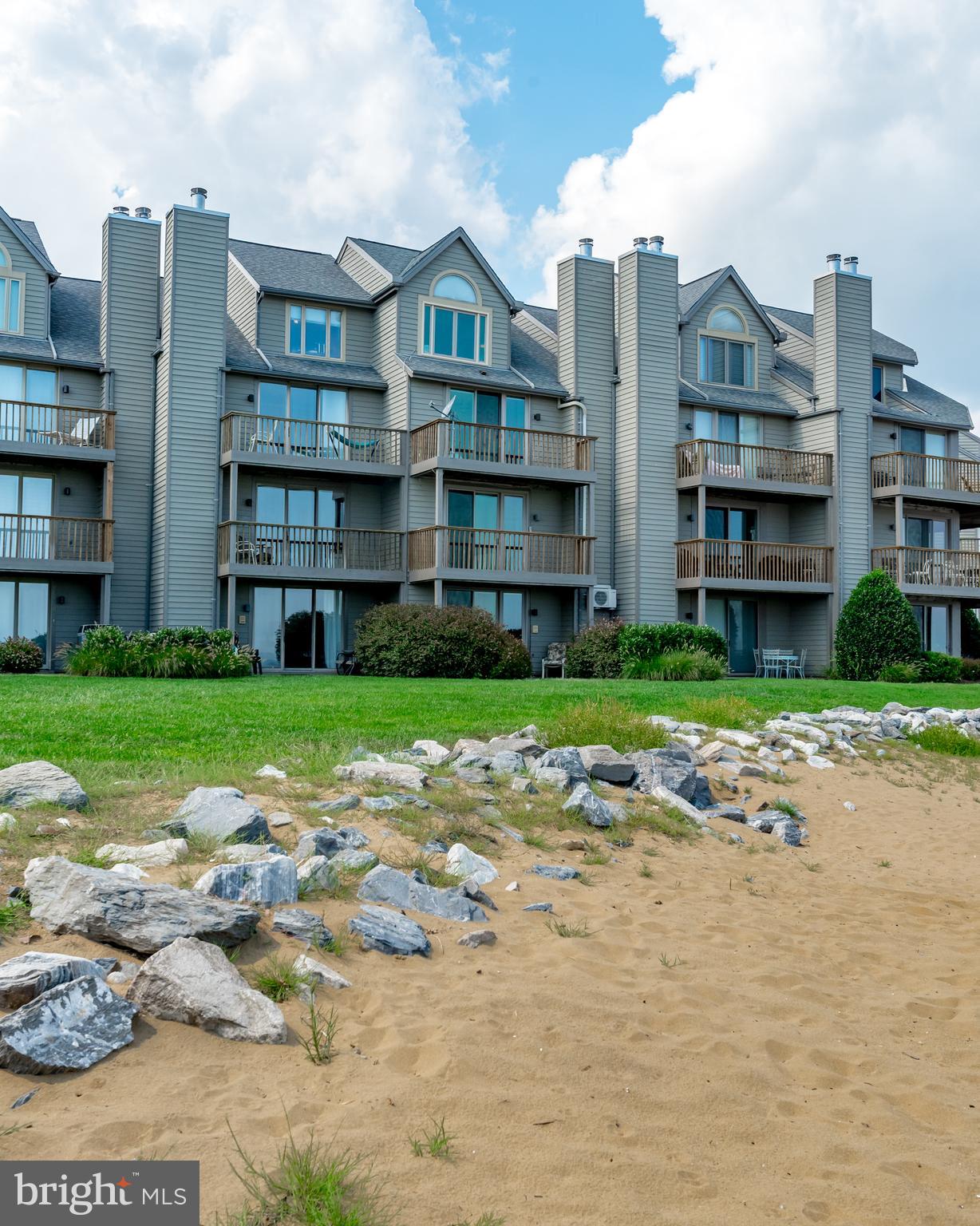 CHESAPEAKE HARBOUR - Residential