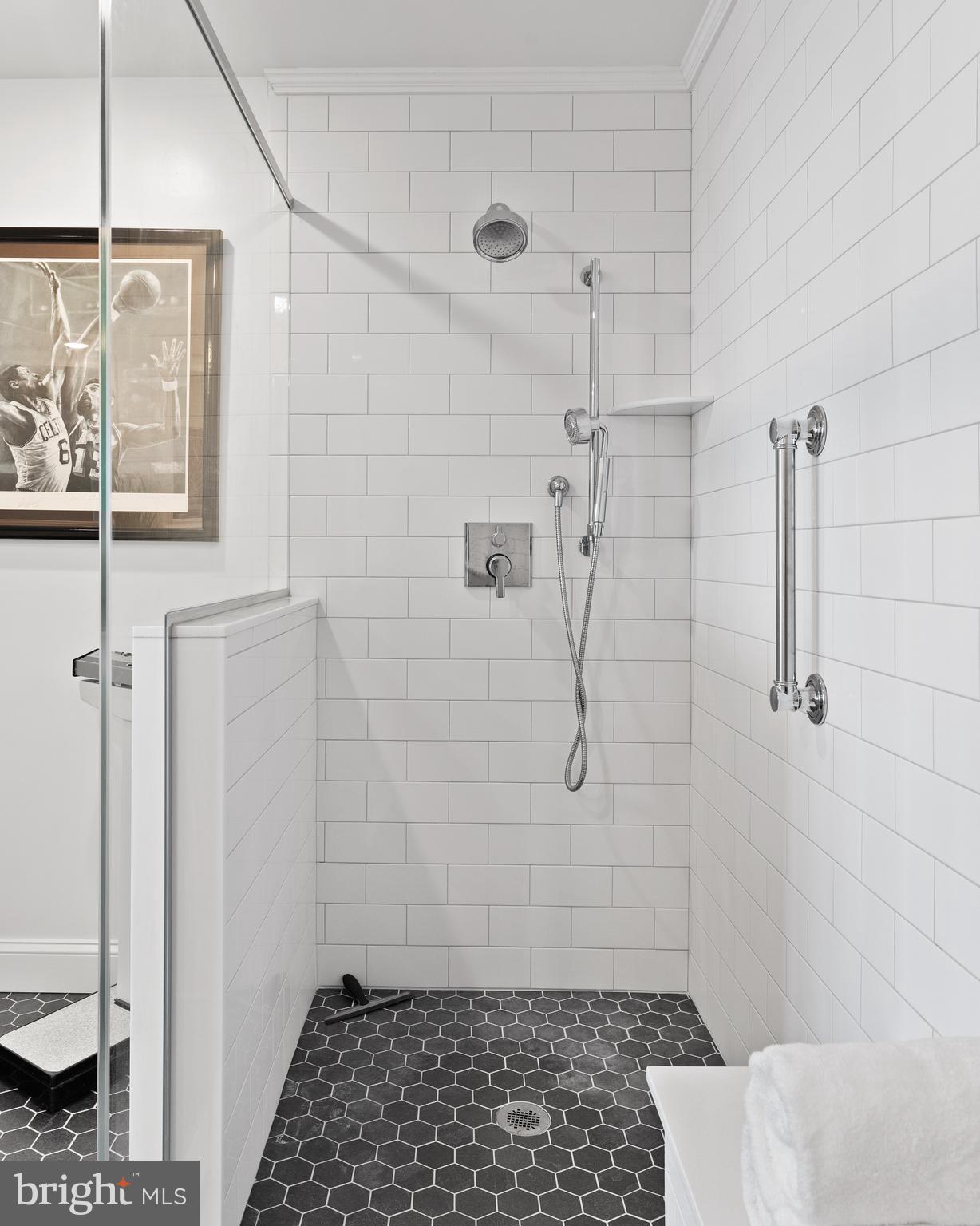 CHESAPEAKE HARBOUR - Residential