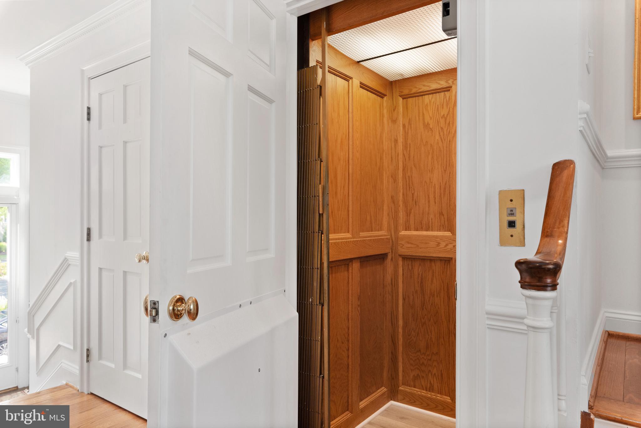 CHESAPEAKE HARBOUR - Residential