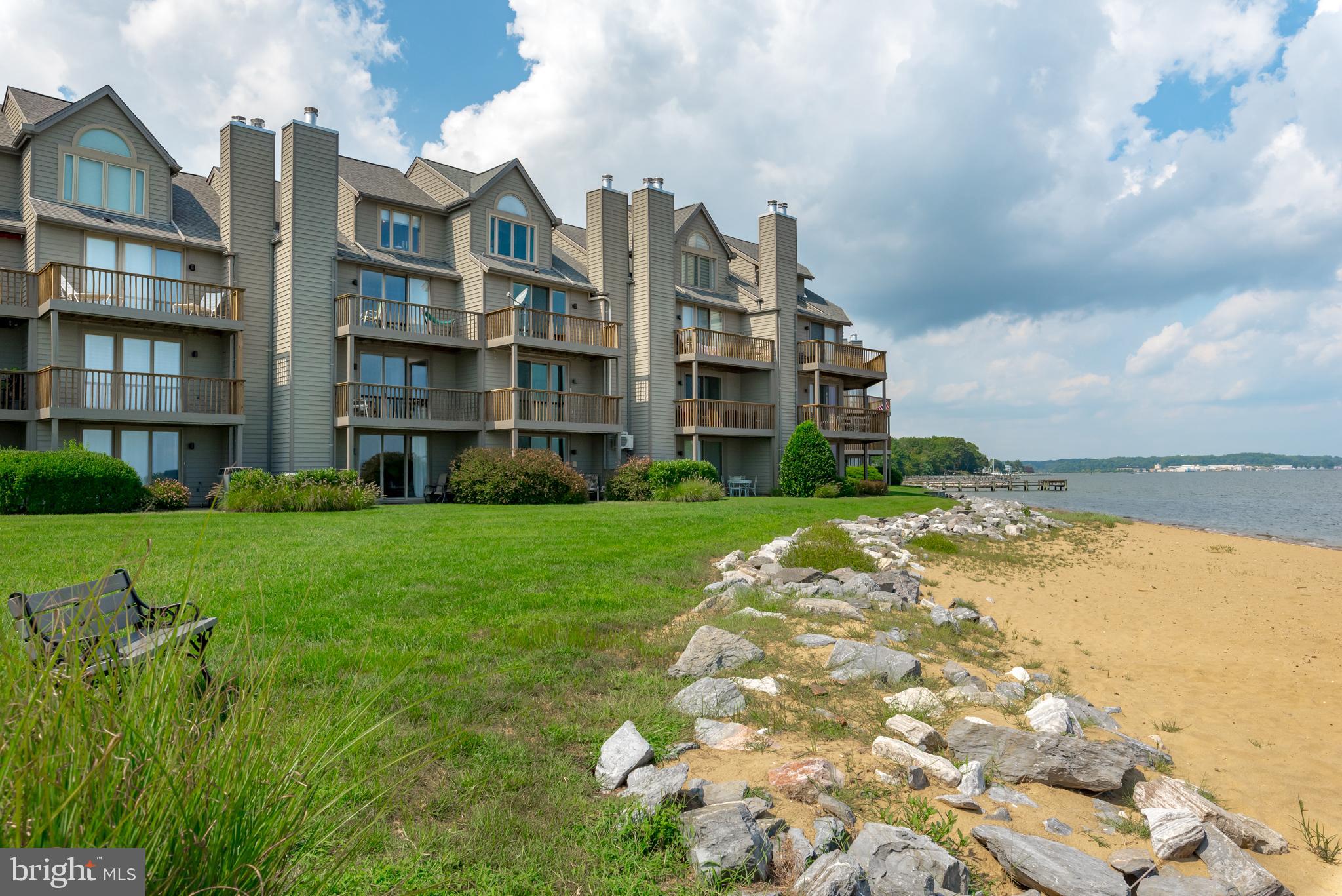 CHESAPEAKE HARBOUR - Residential