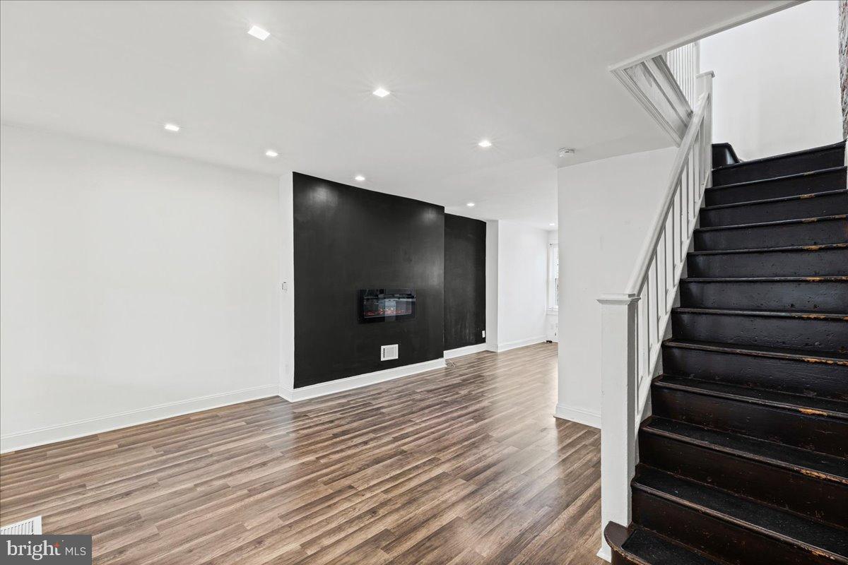 2637 S CARROLL STREET