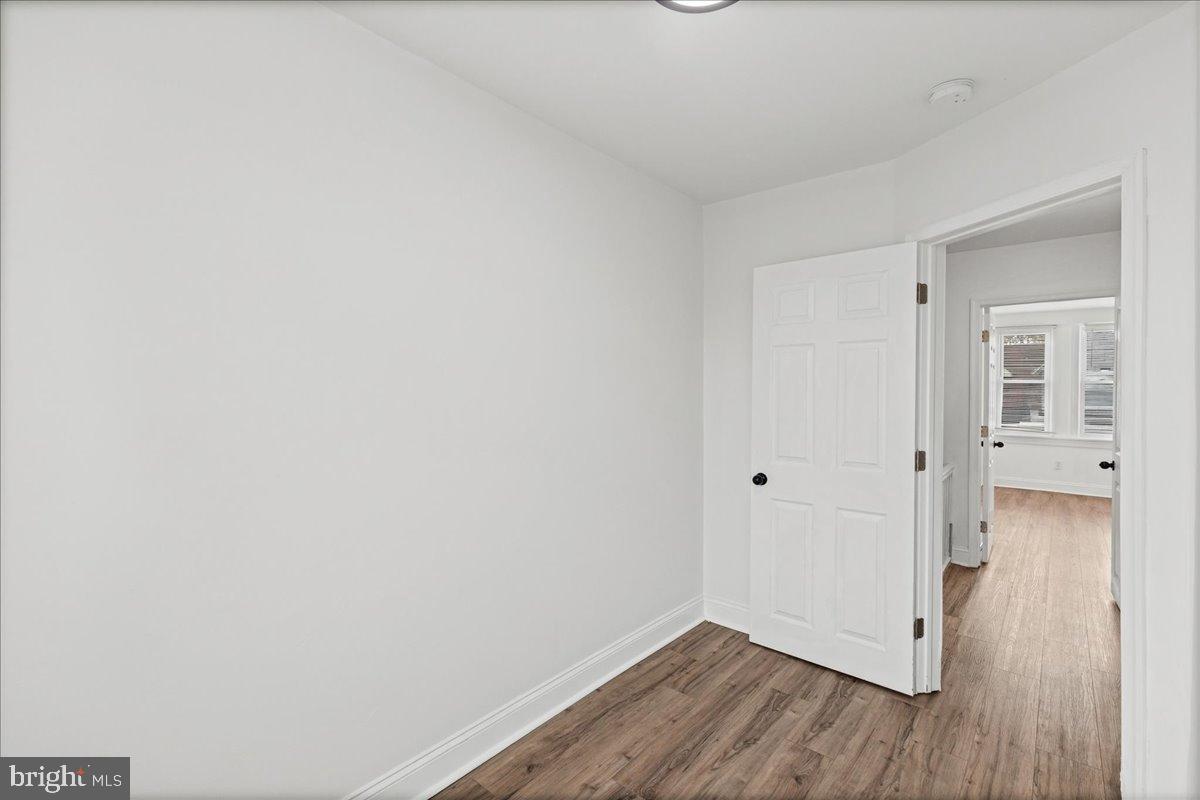 ELMWOOD PARK - Residential