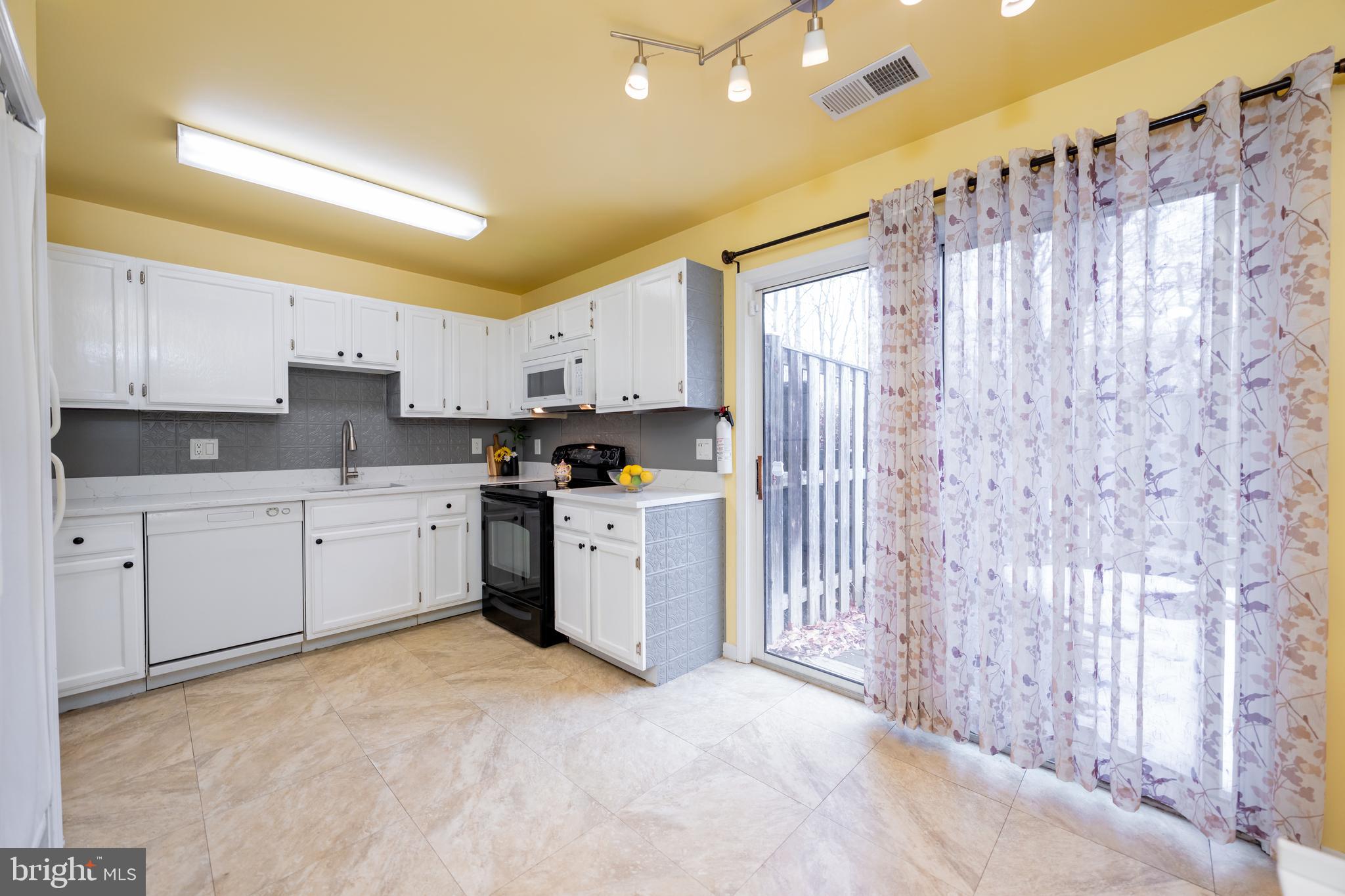 WOODWALK - Residential