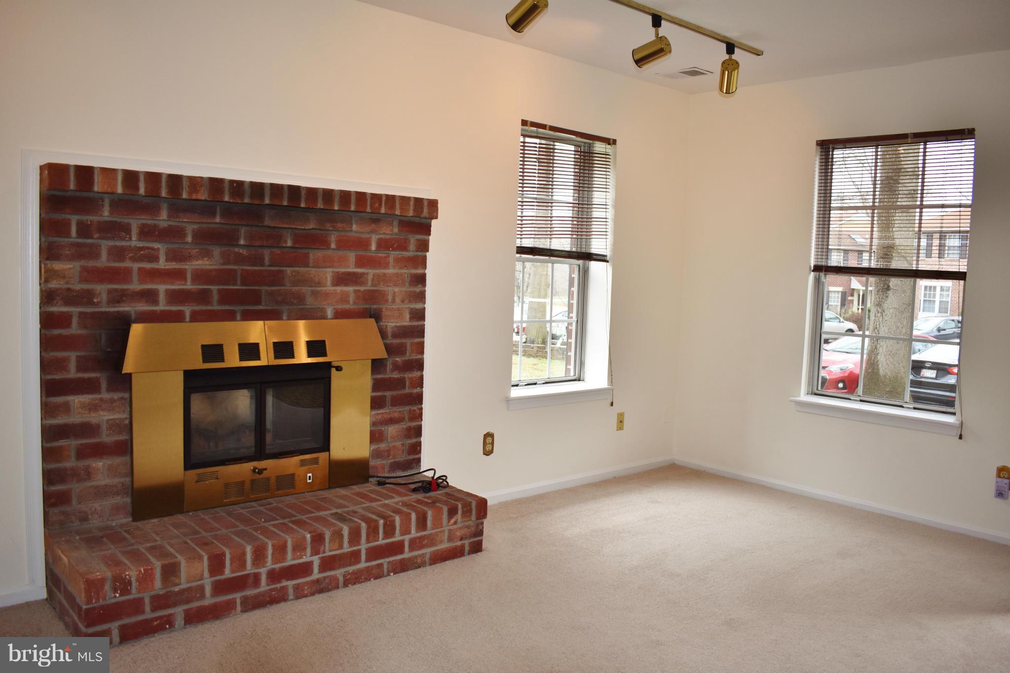 WAVERLY CONDOMINIUMS - Residential Lease