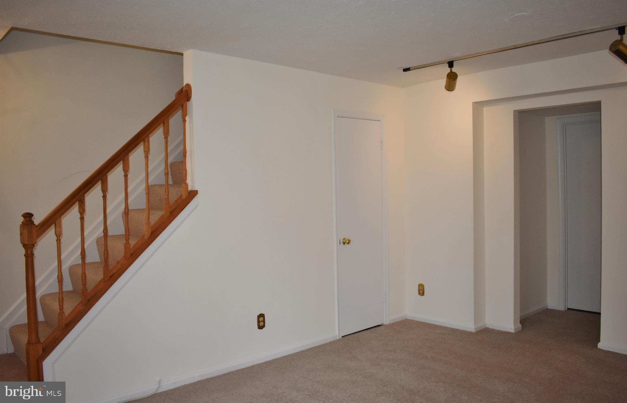 WAVERLY CONDOMINIUMS - Residential Lease