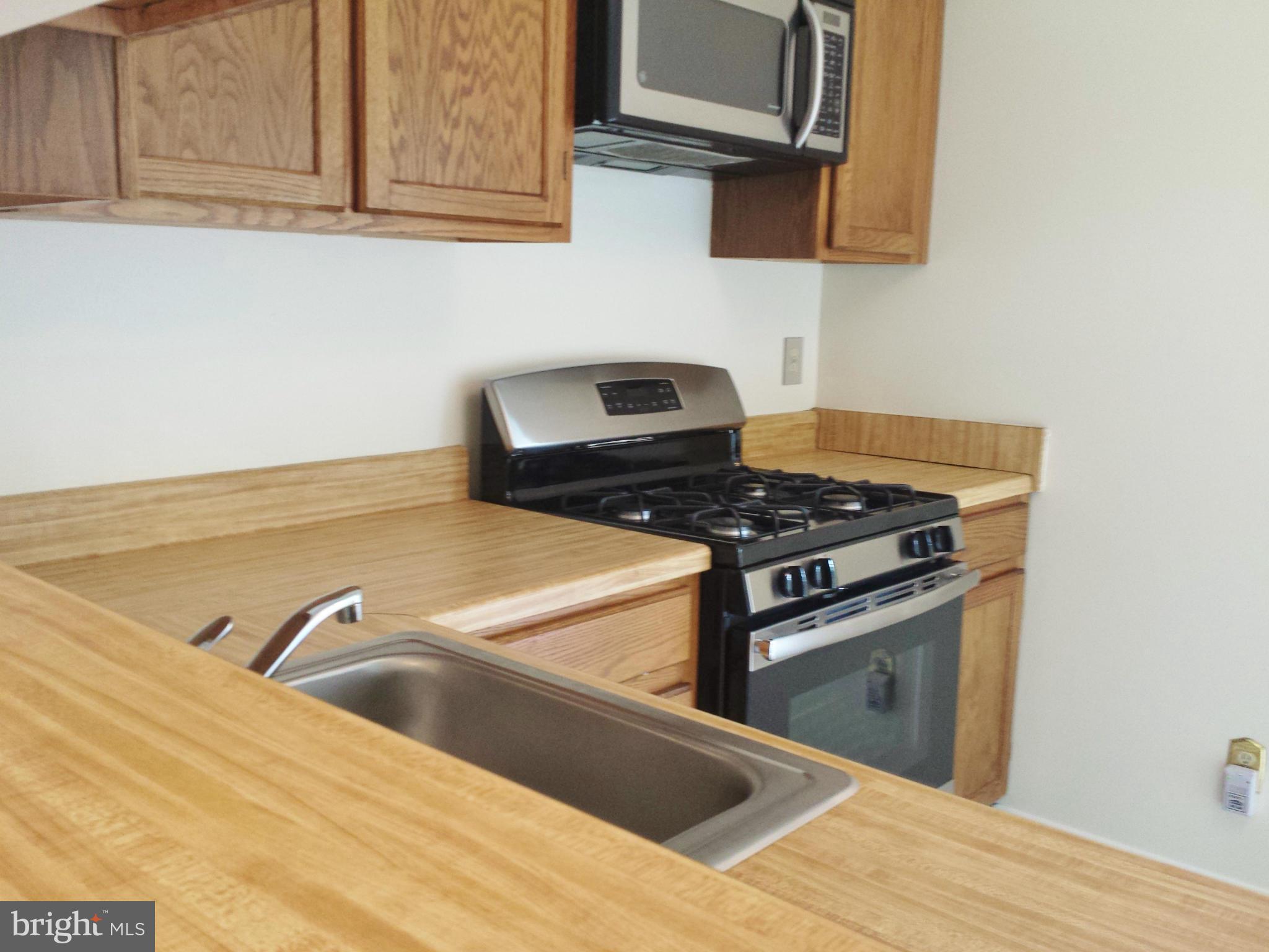 WAVERLY CONDOMINIUMS - Residential Lease