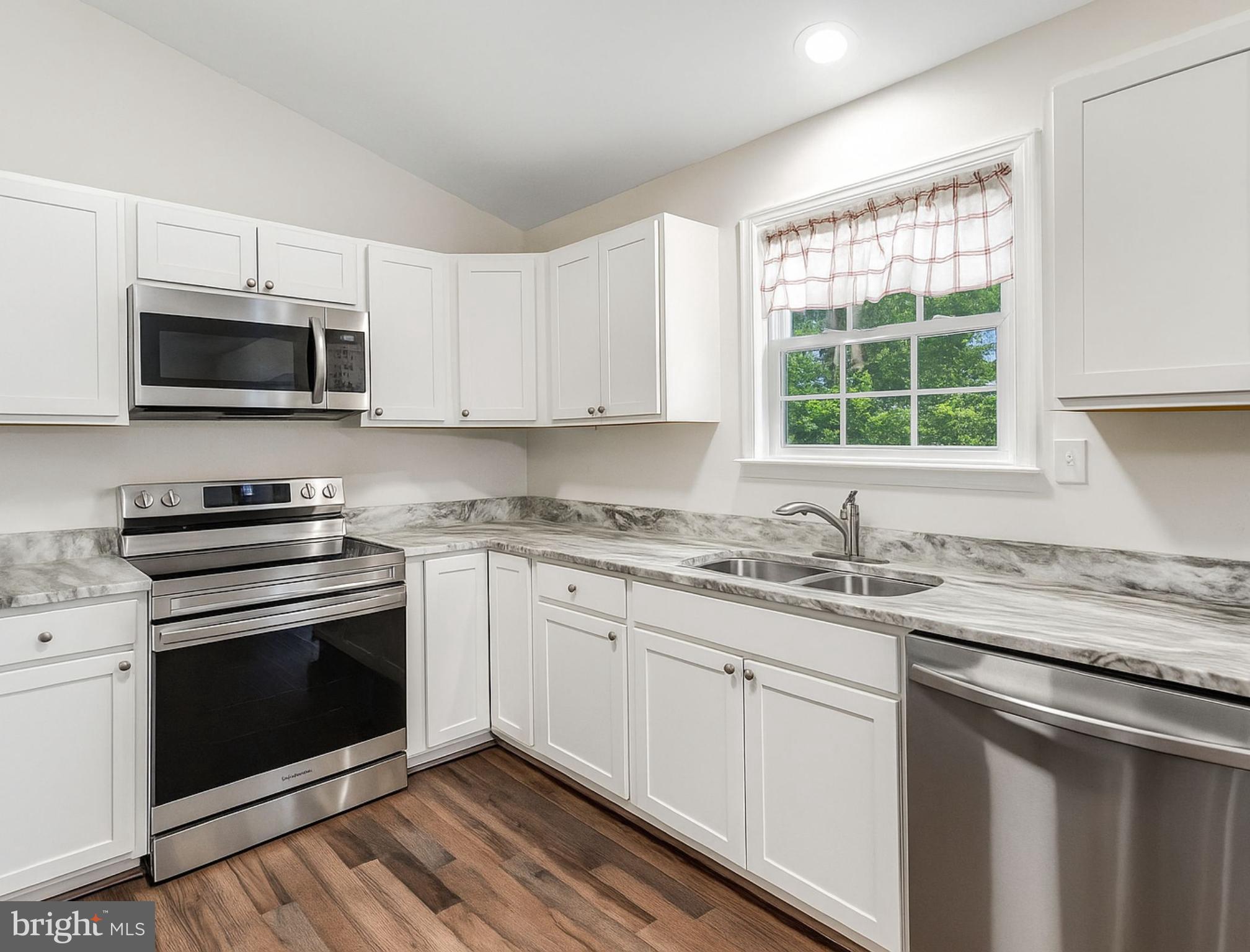 HIGH KNOB - Residential