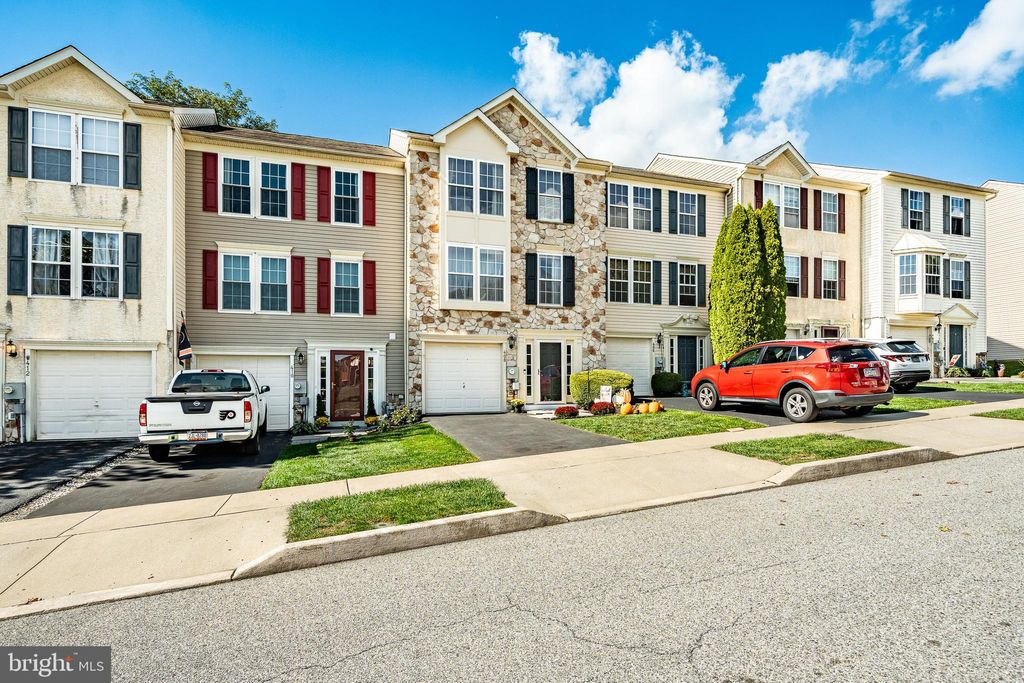 Photo of 408 Green Hill Road, PARKESBURG, PA 19365 (MLS # PACT2111340)