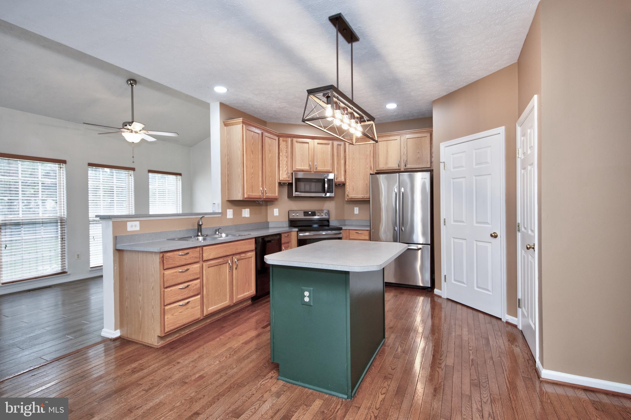 SMITH'S LANDING - Residential