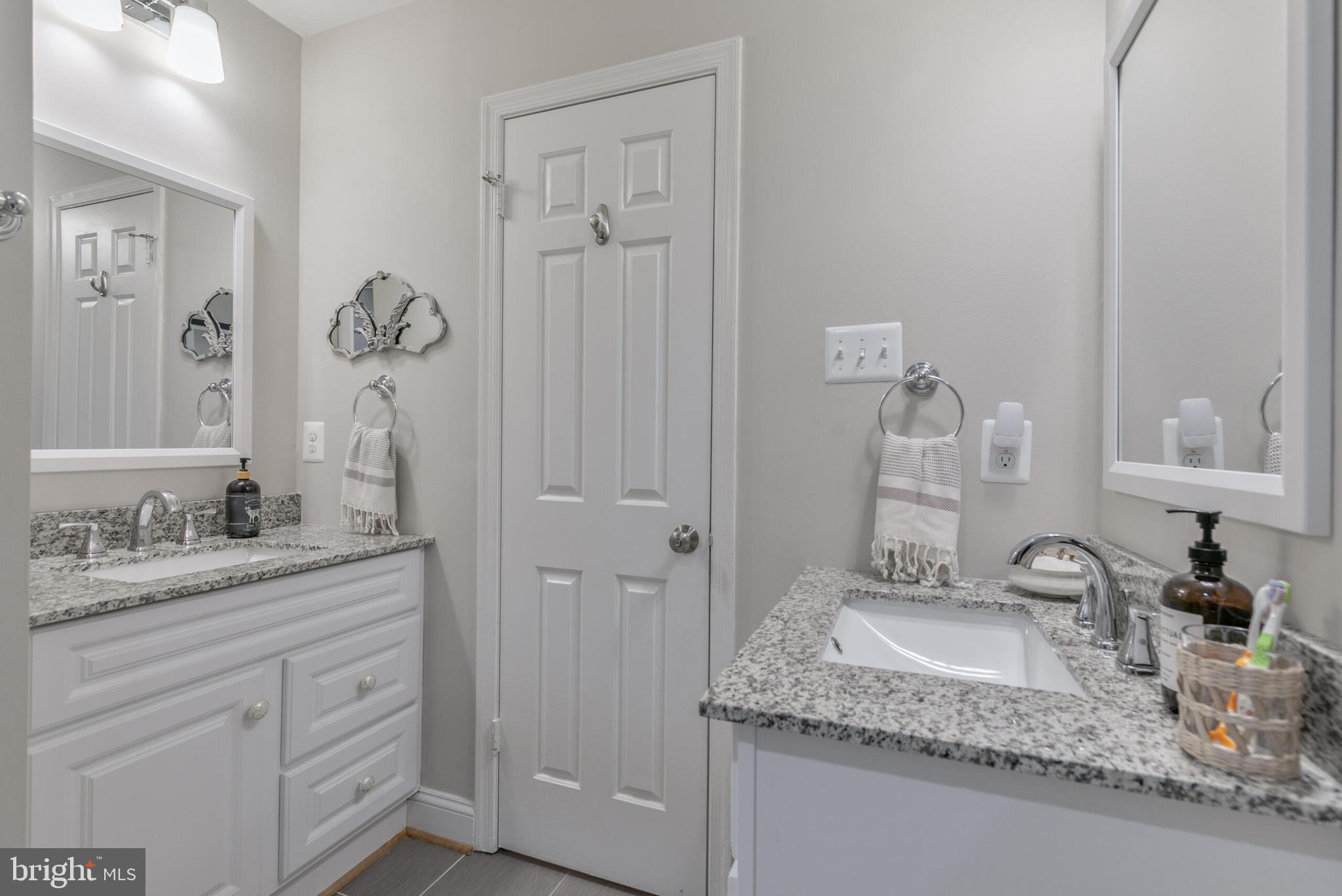 GLADE AT HUNTERS WOODS - Residential