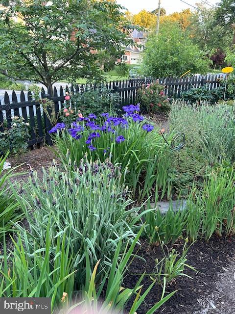 HILLMEAD - Residential