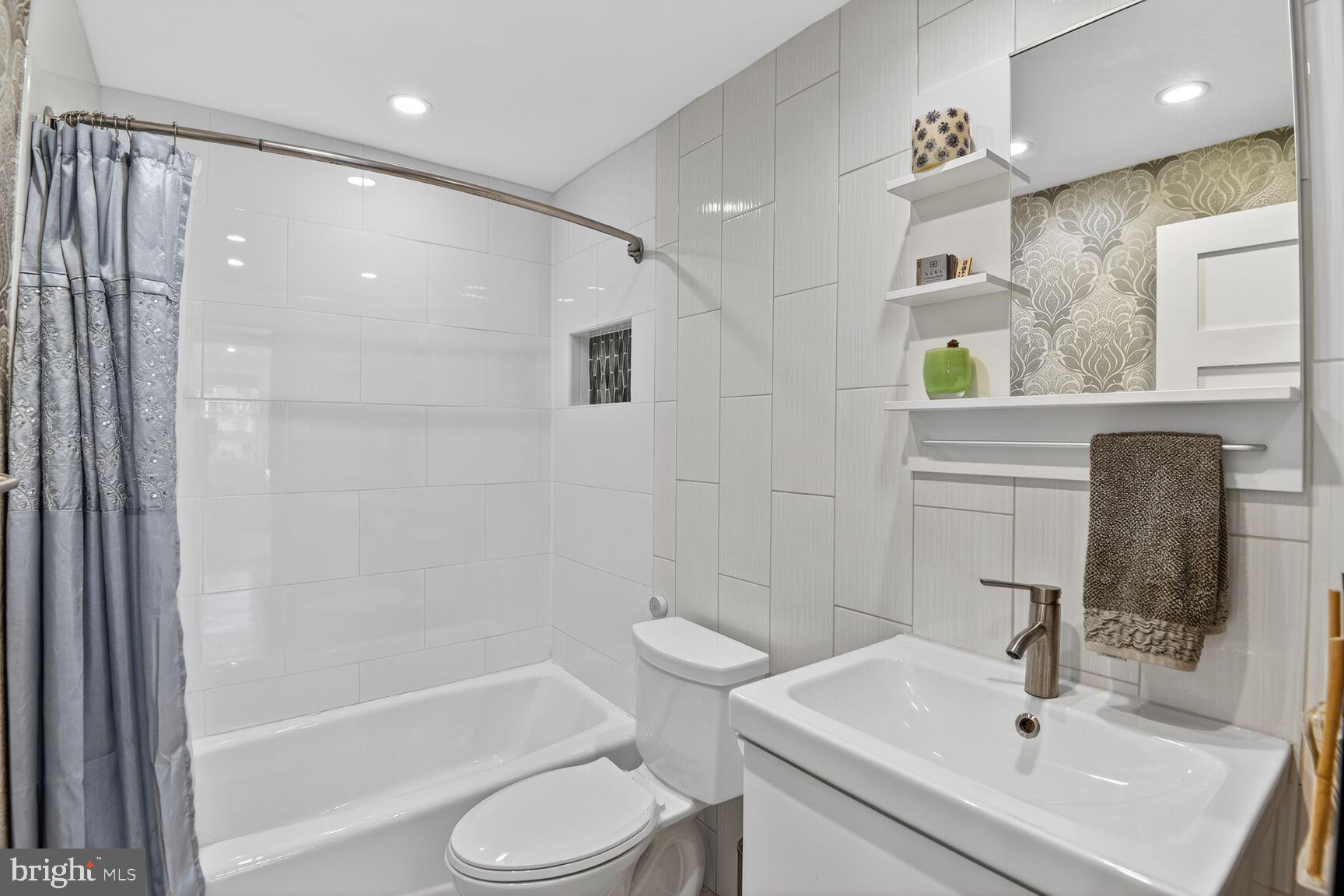 HILLMEAD - Residential