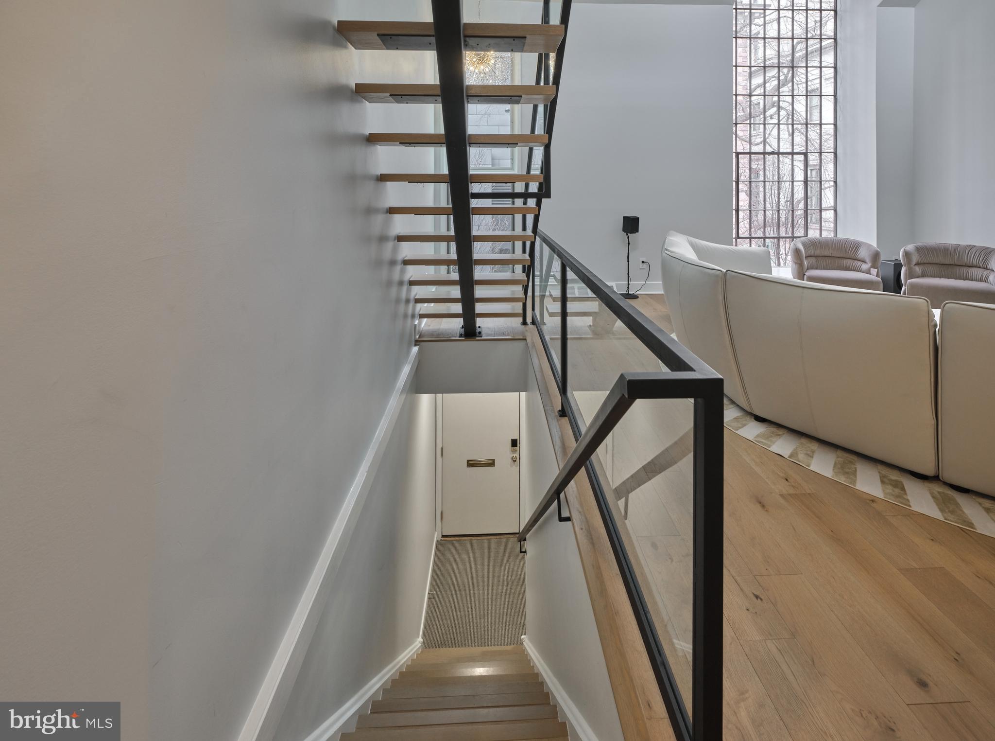 SOCIETY HILL - Residential